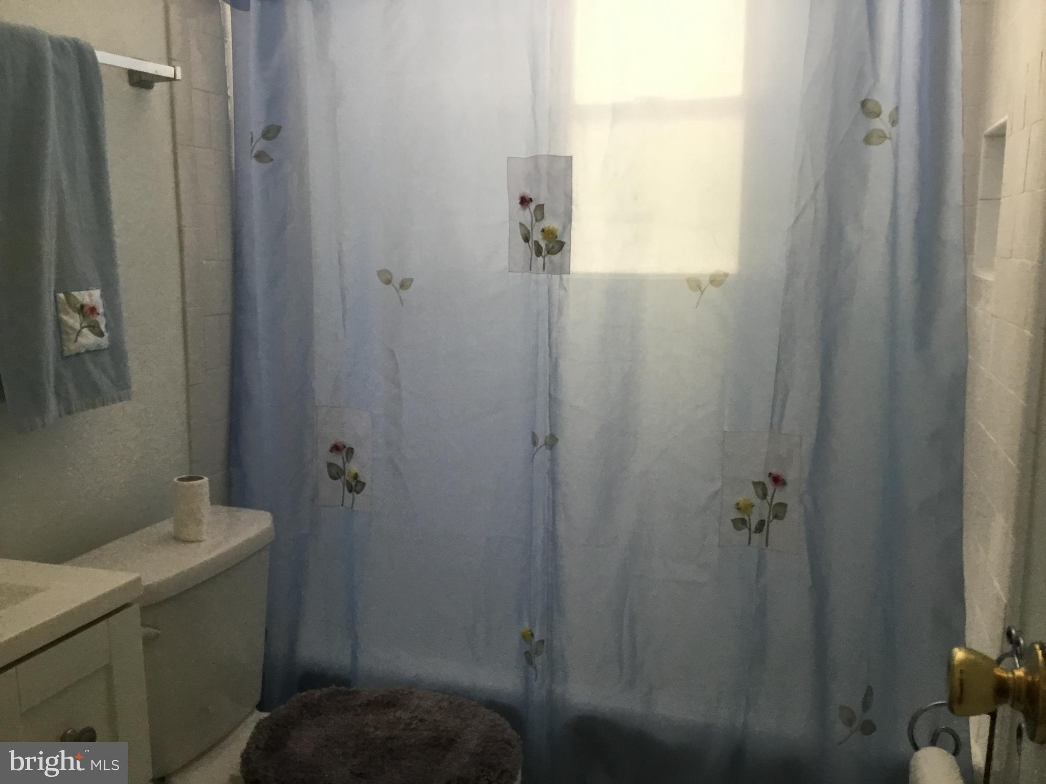 DALE CITY - Residential Lease