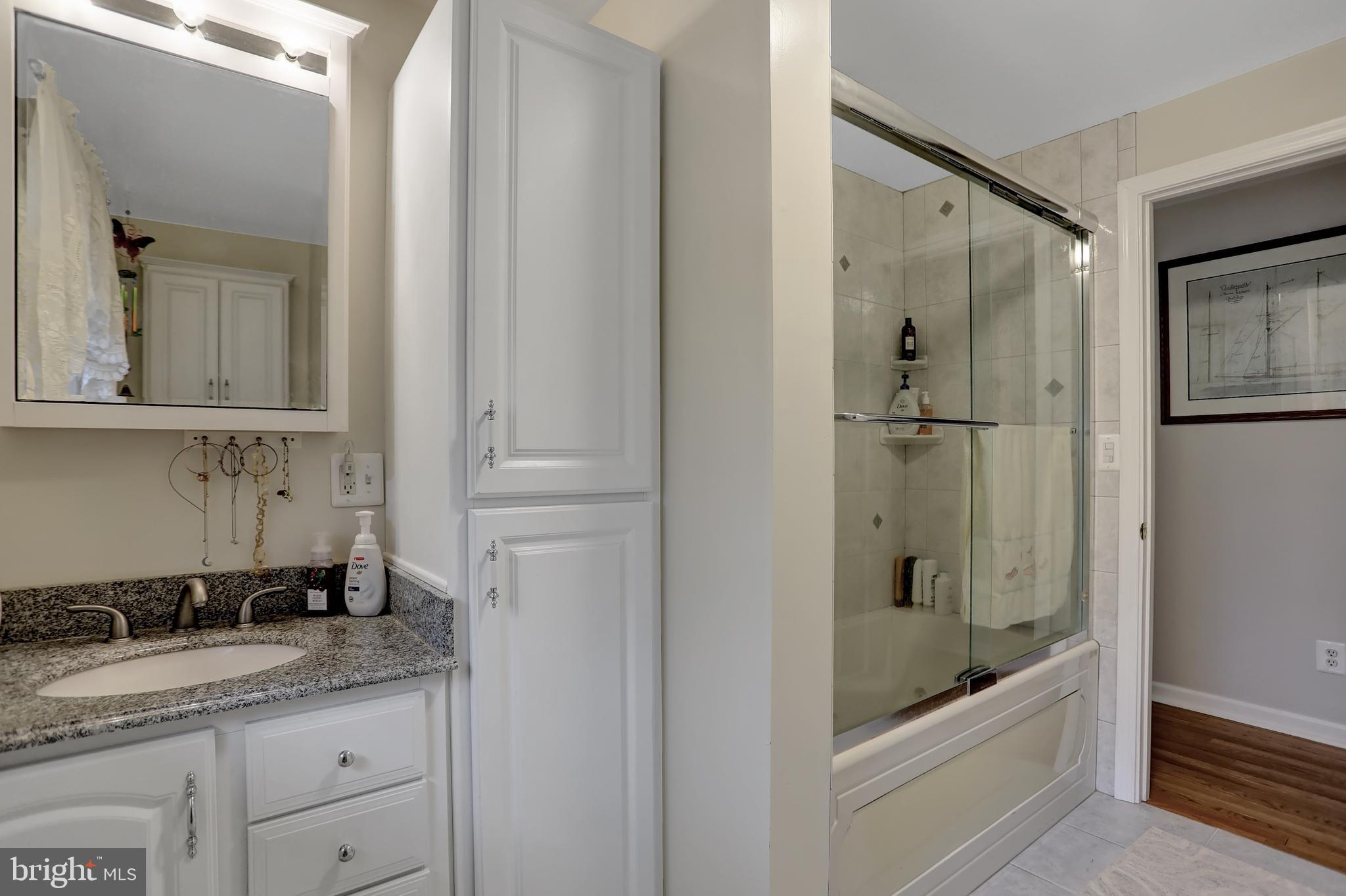 PARKTON - Residential Lease