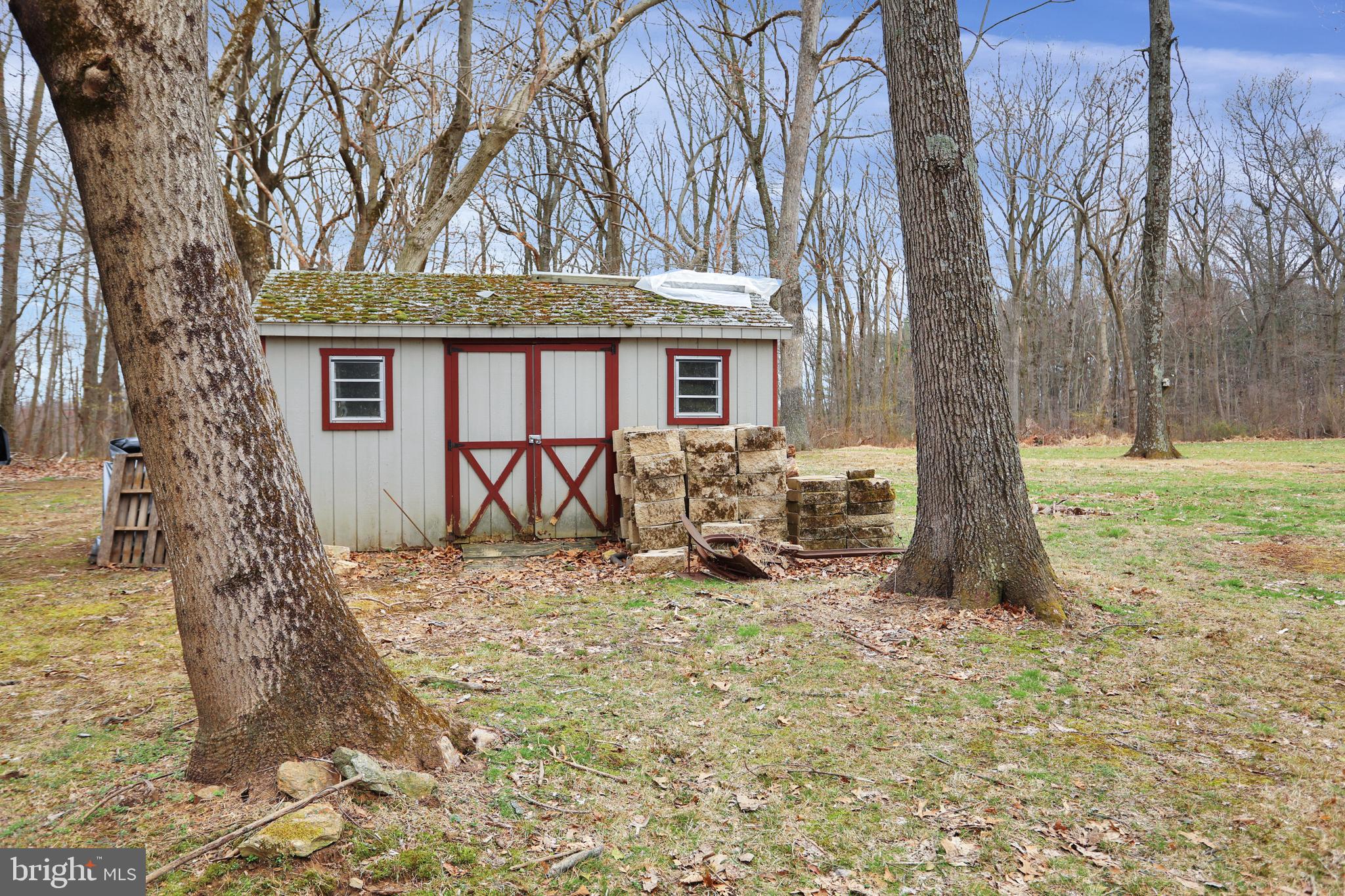 PARKTON - Residential Lease