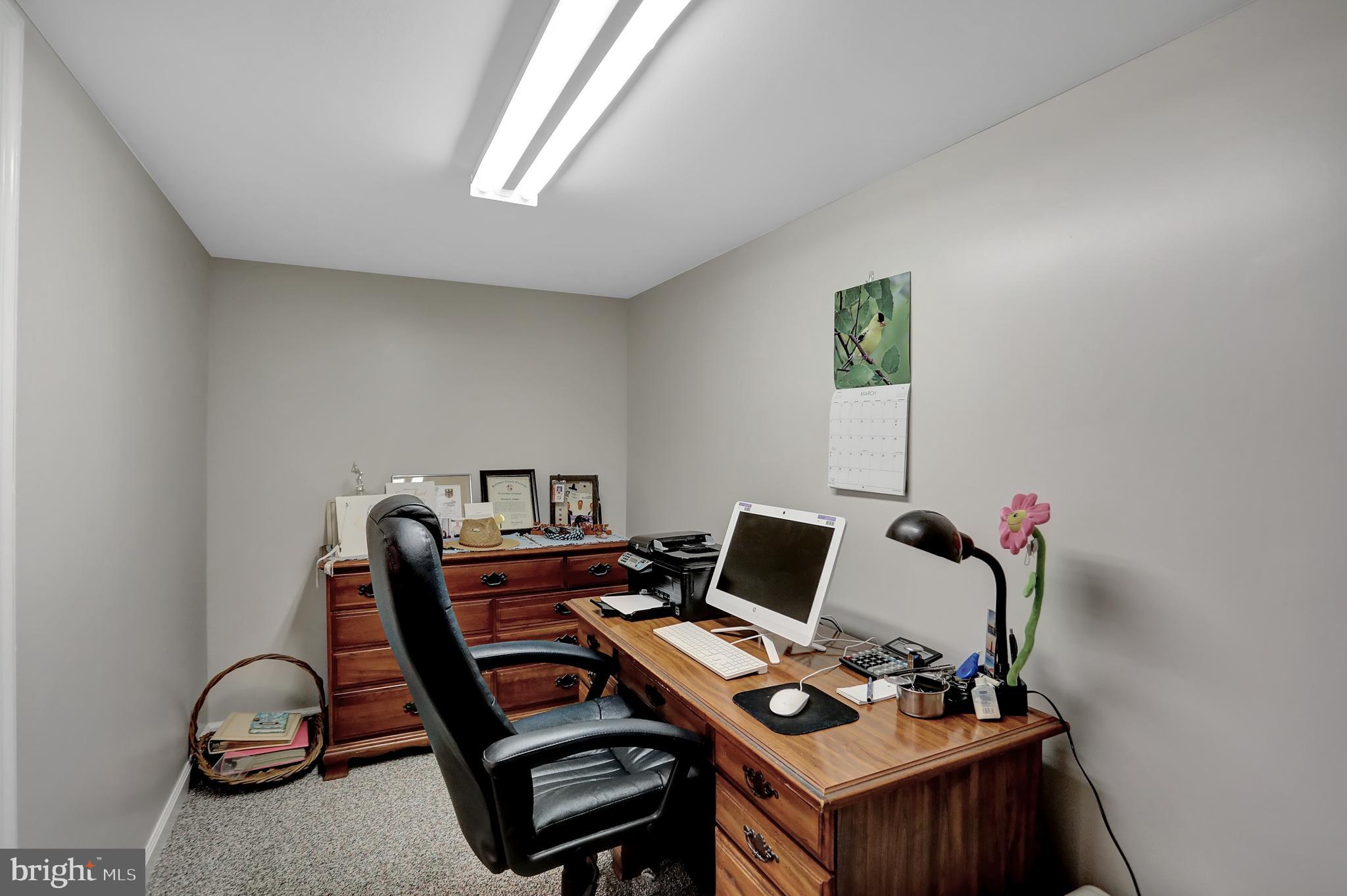 PARKTON - Residential Lease