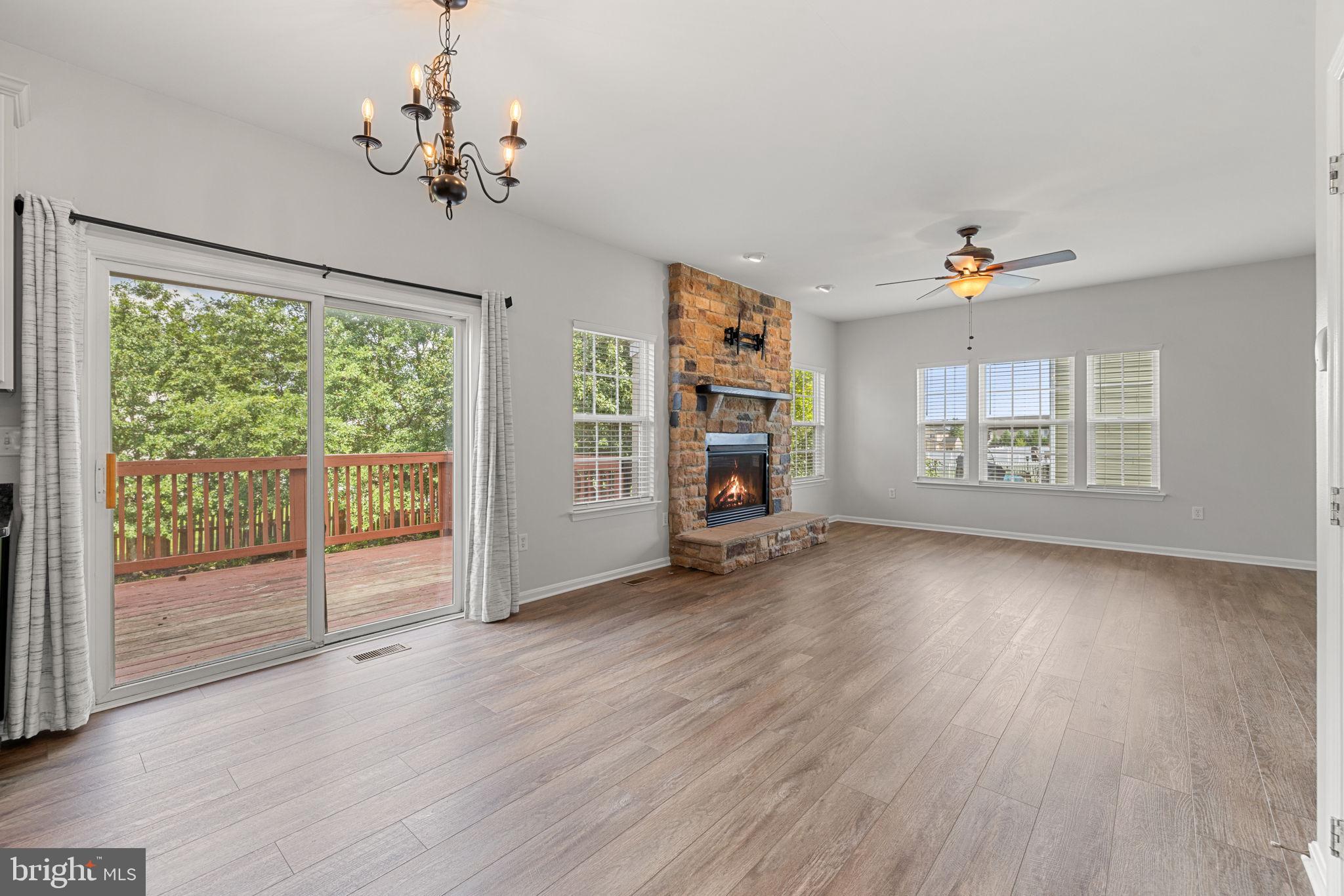 PRINCETON SHOALS - Residential