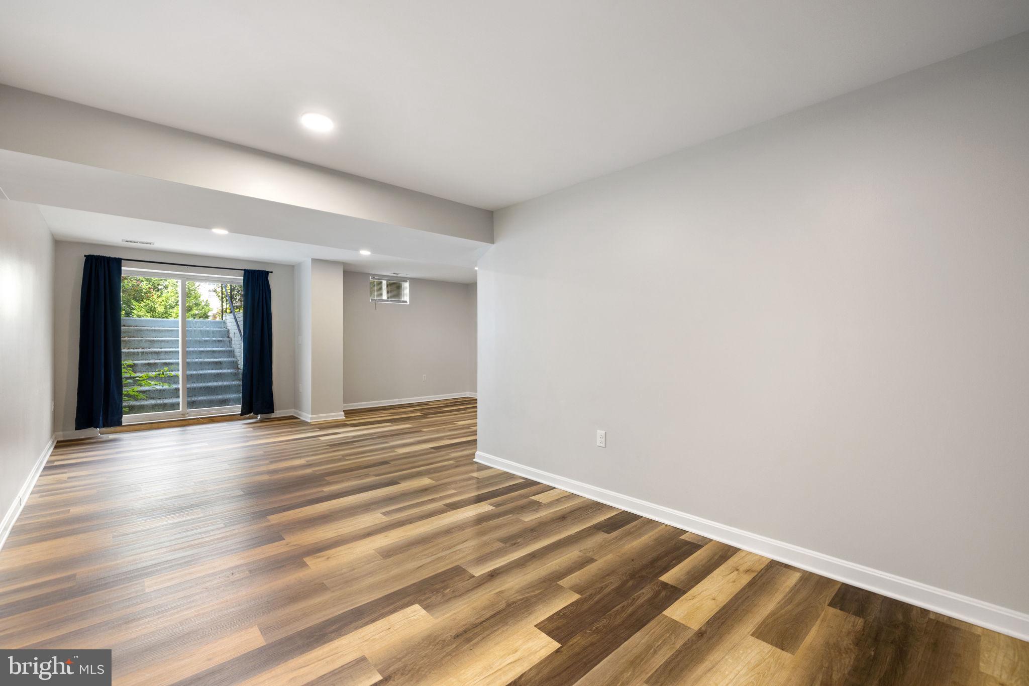 PRINCETON SHOALS - Residential