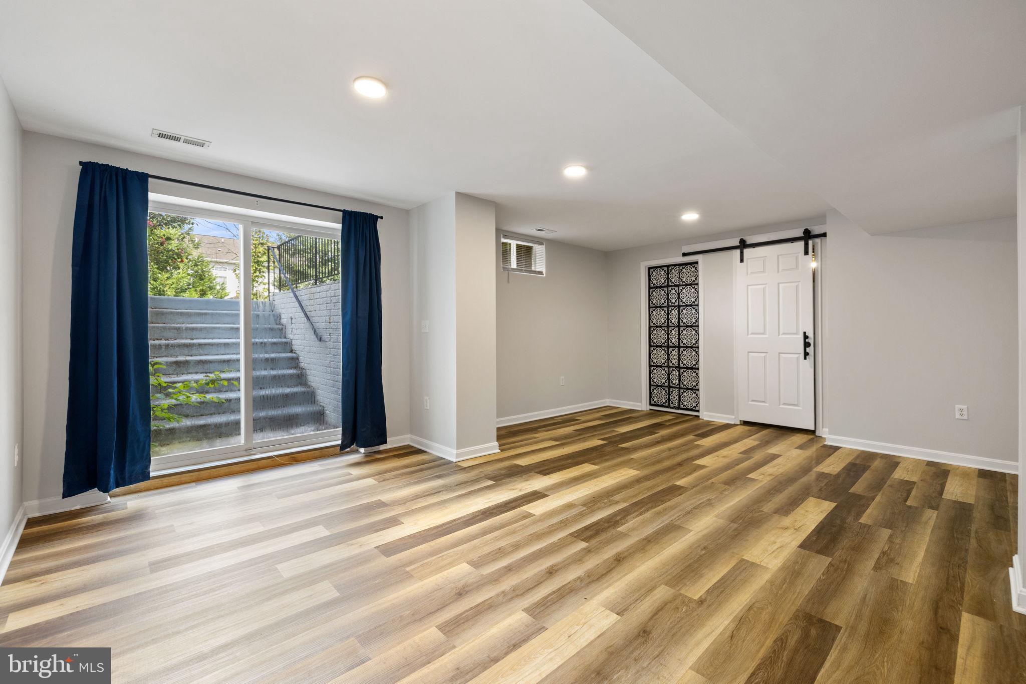 PRINCETON SHOALS - Residential