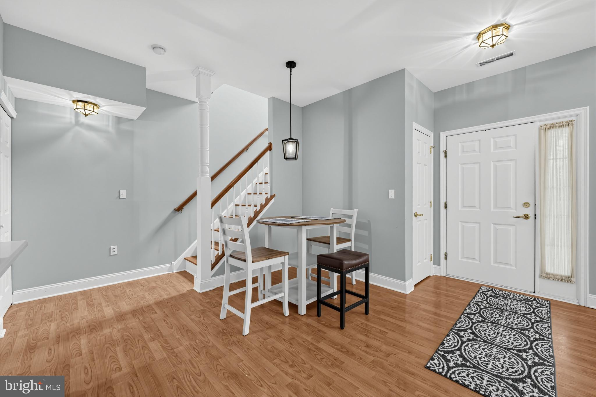 542 EASY STREET T92