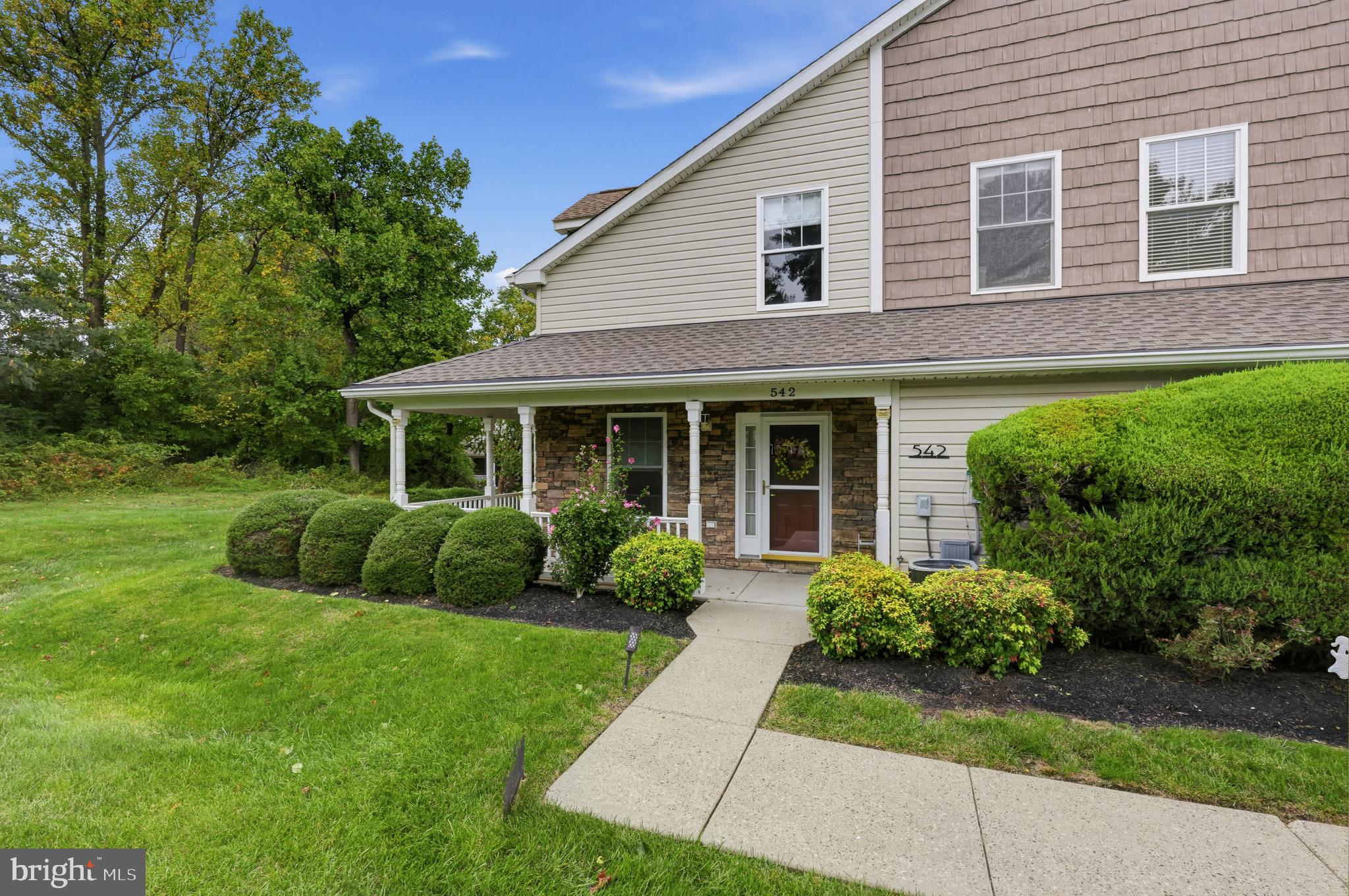 542 EASY STREET T92