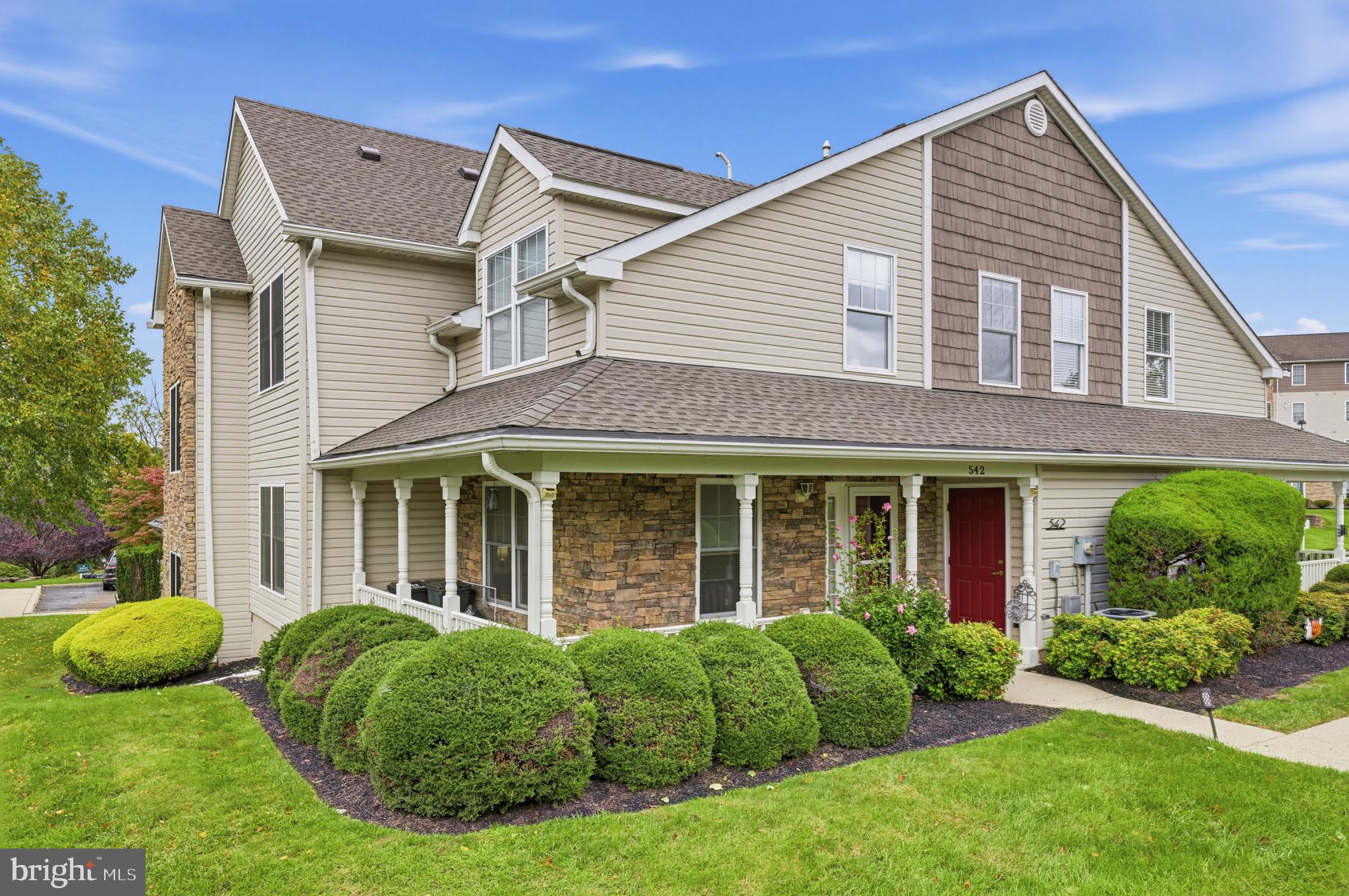 542 EASY STREET T92