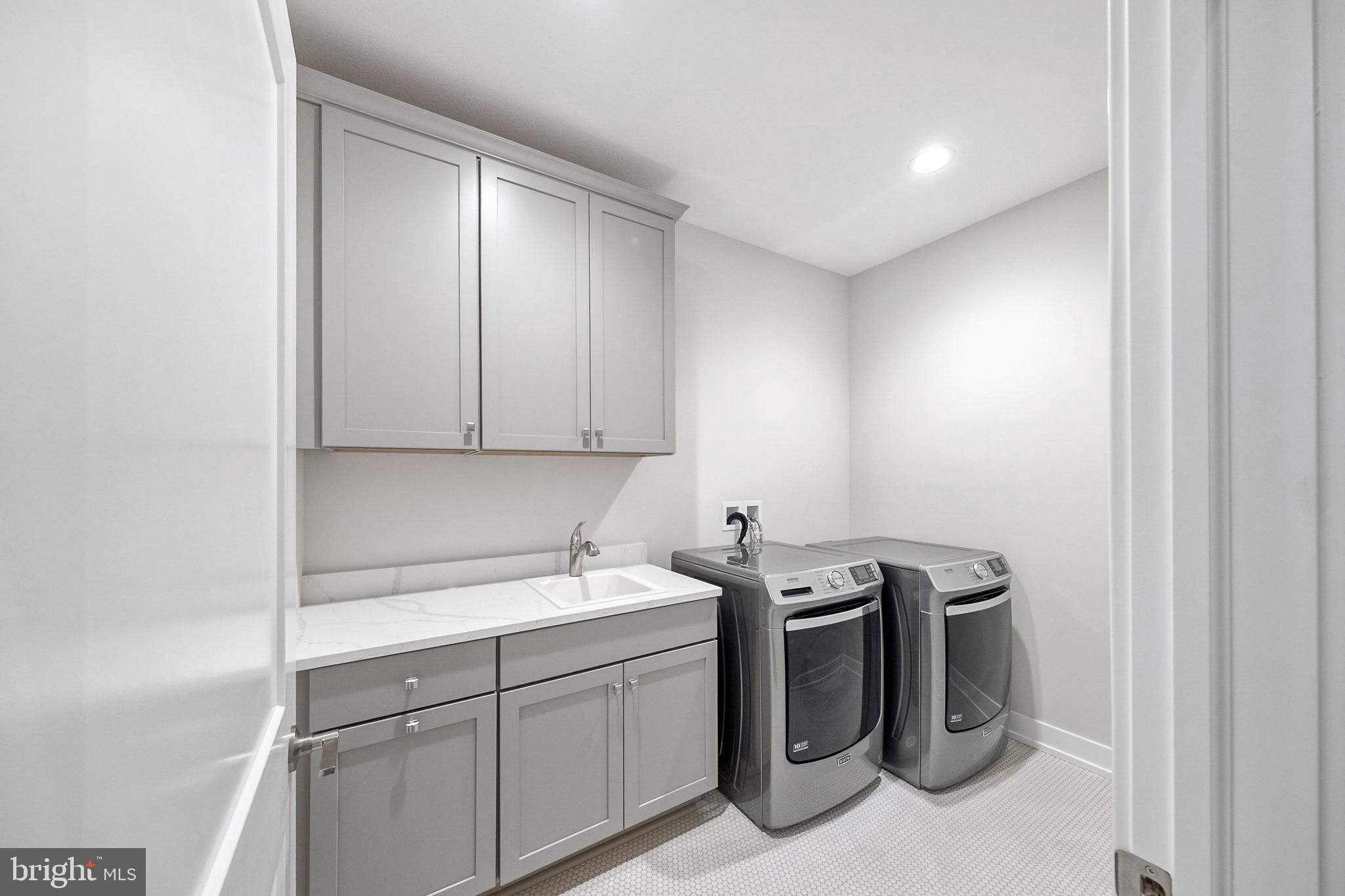 OAKWOOD - Residential