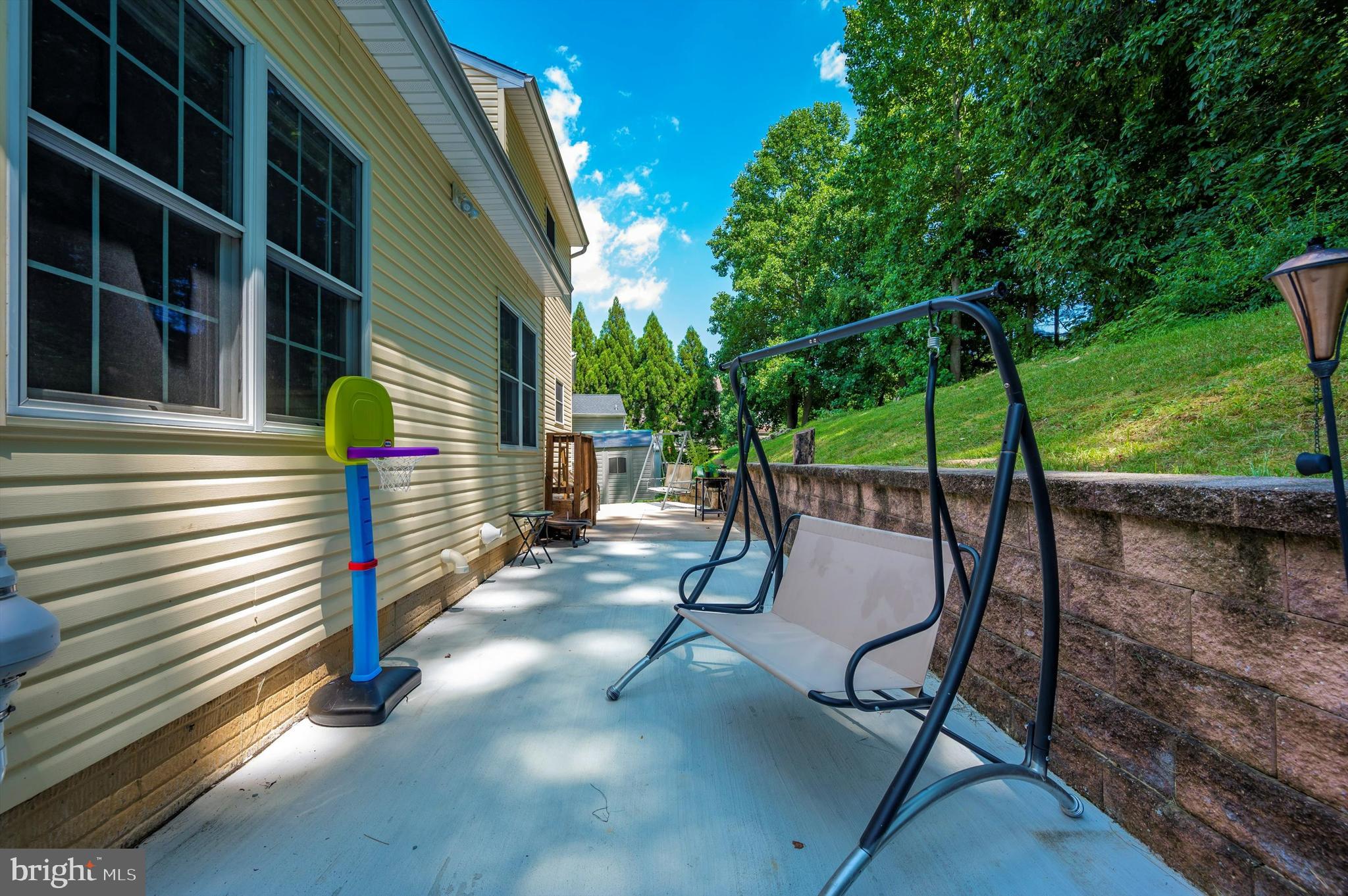 BROOK HILL MANOR - Residential