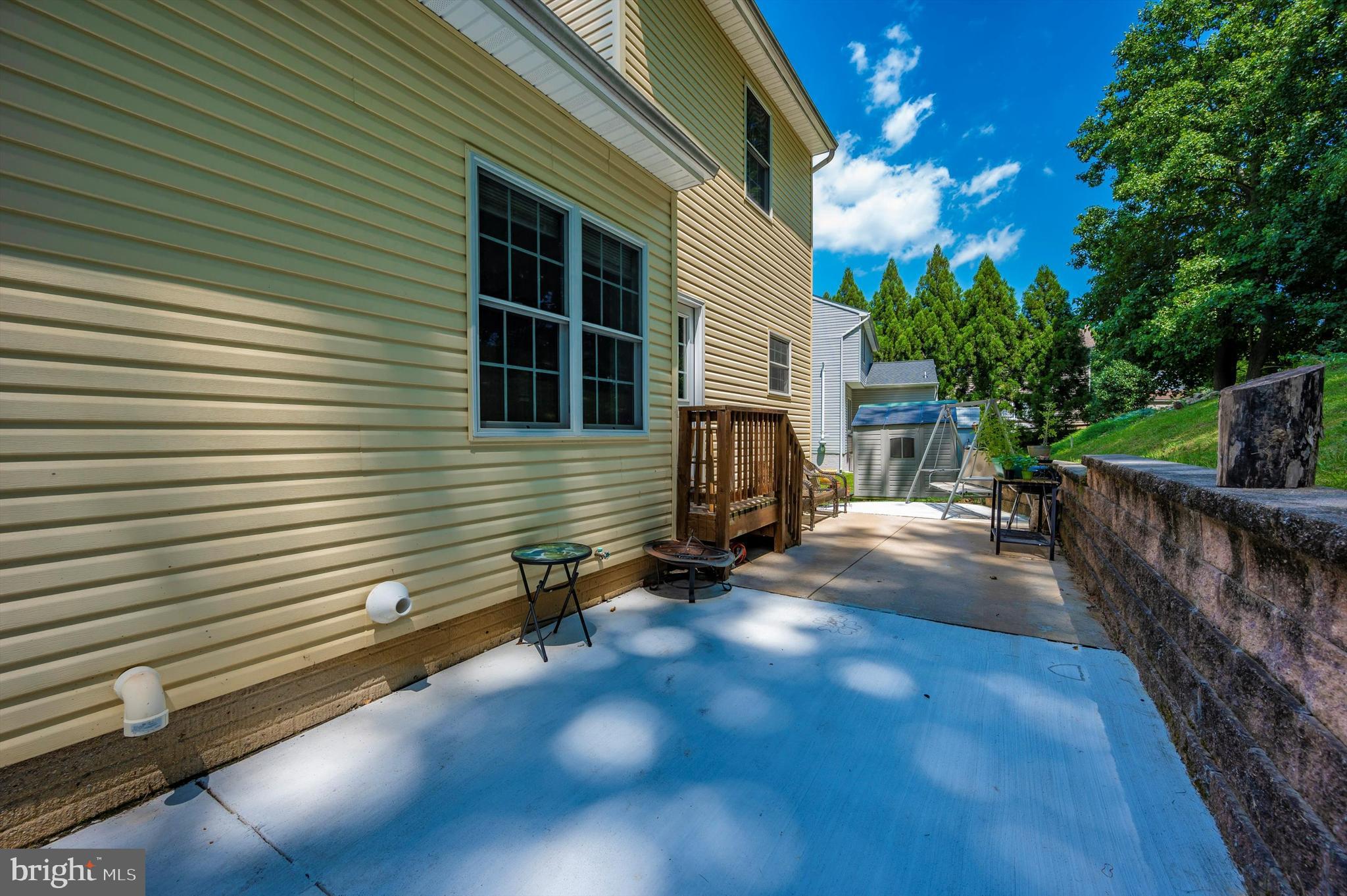 BROOK HILL MANOR - Residential