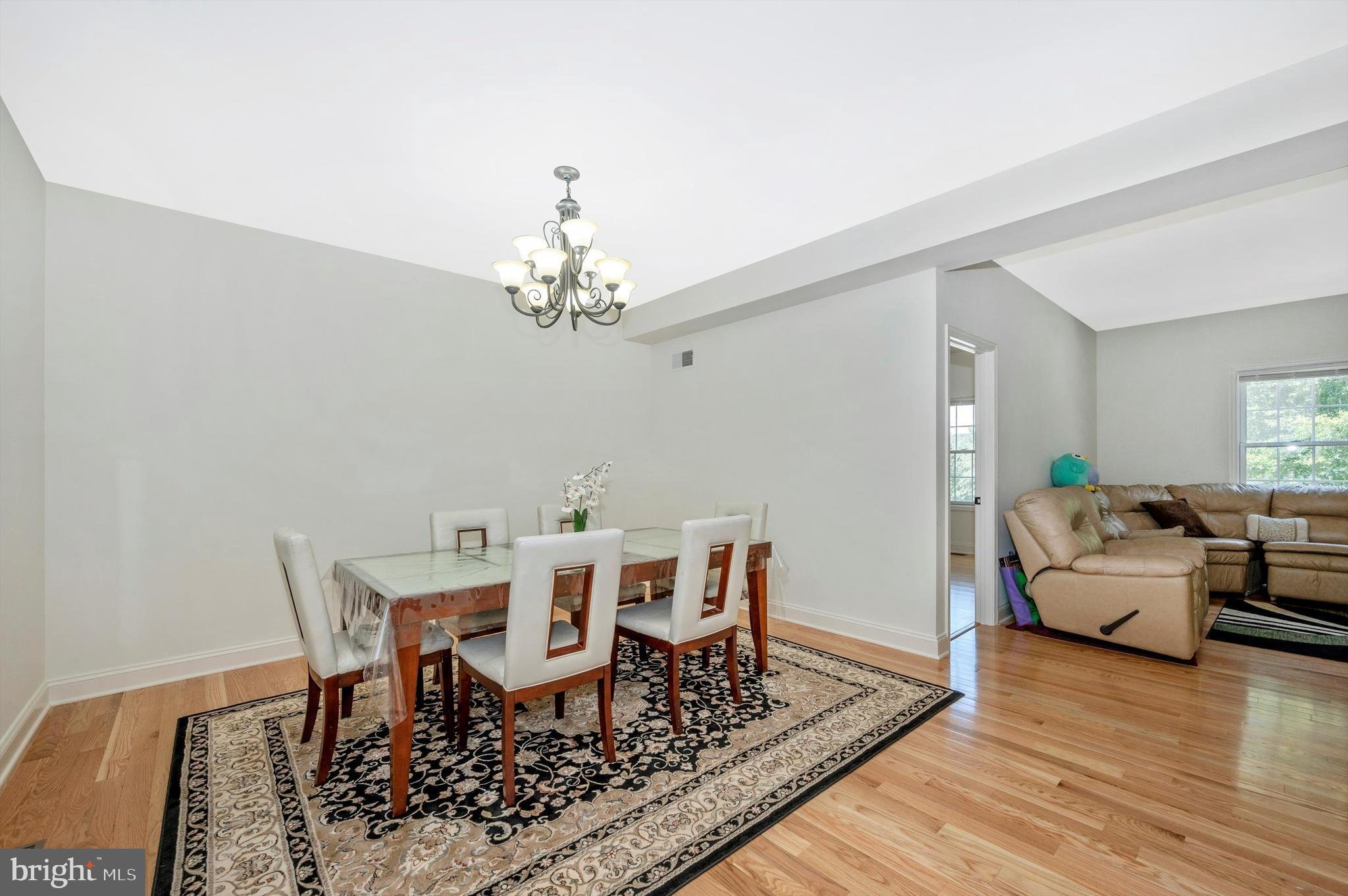 BROOK HILL MANOR - Residential