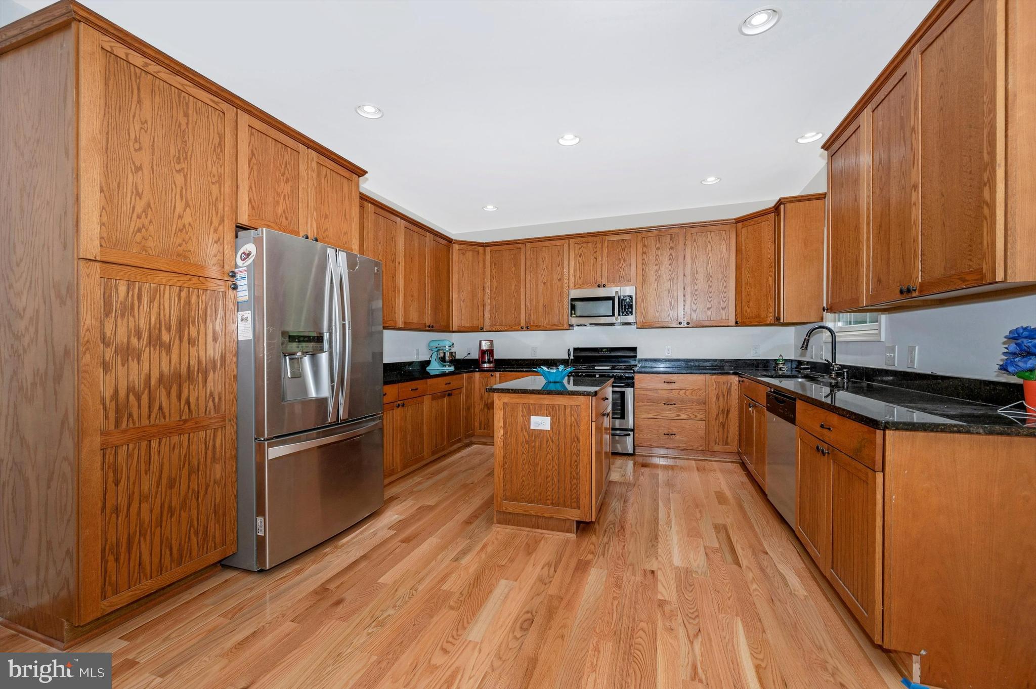 BROOK HILL MANOR - Residential