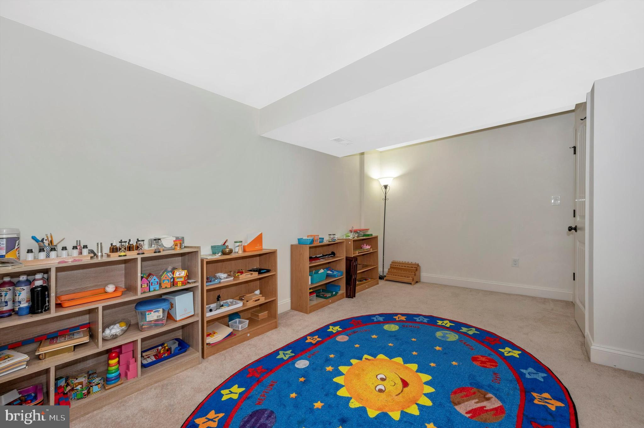 BROOK HILL MANOR - Residential