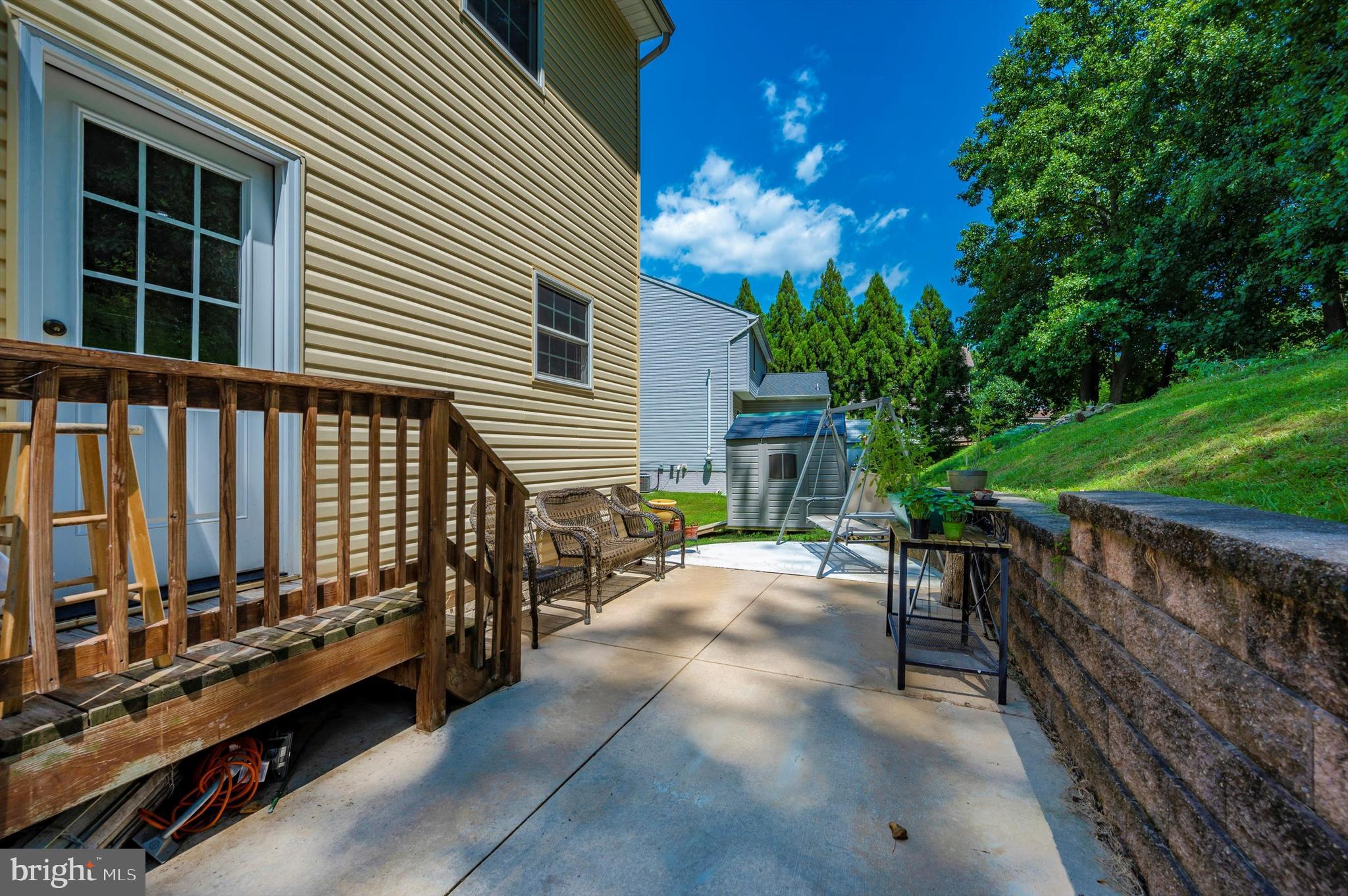 BROOK HILL MANOR - Residential