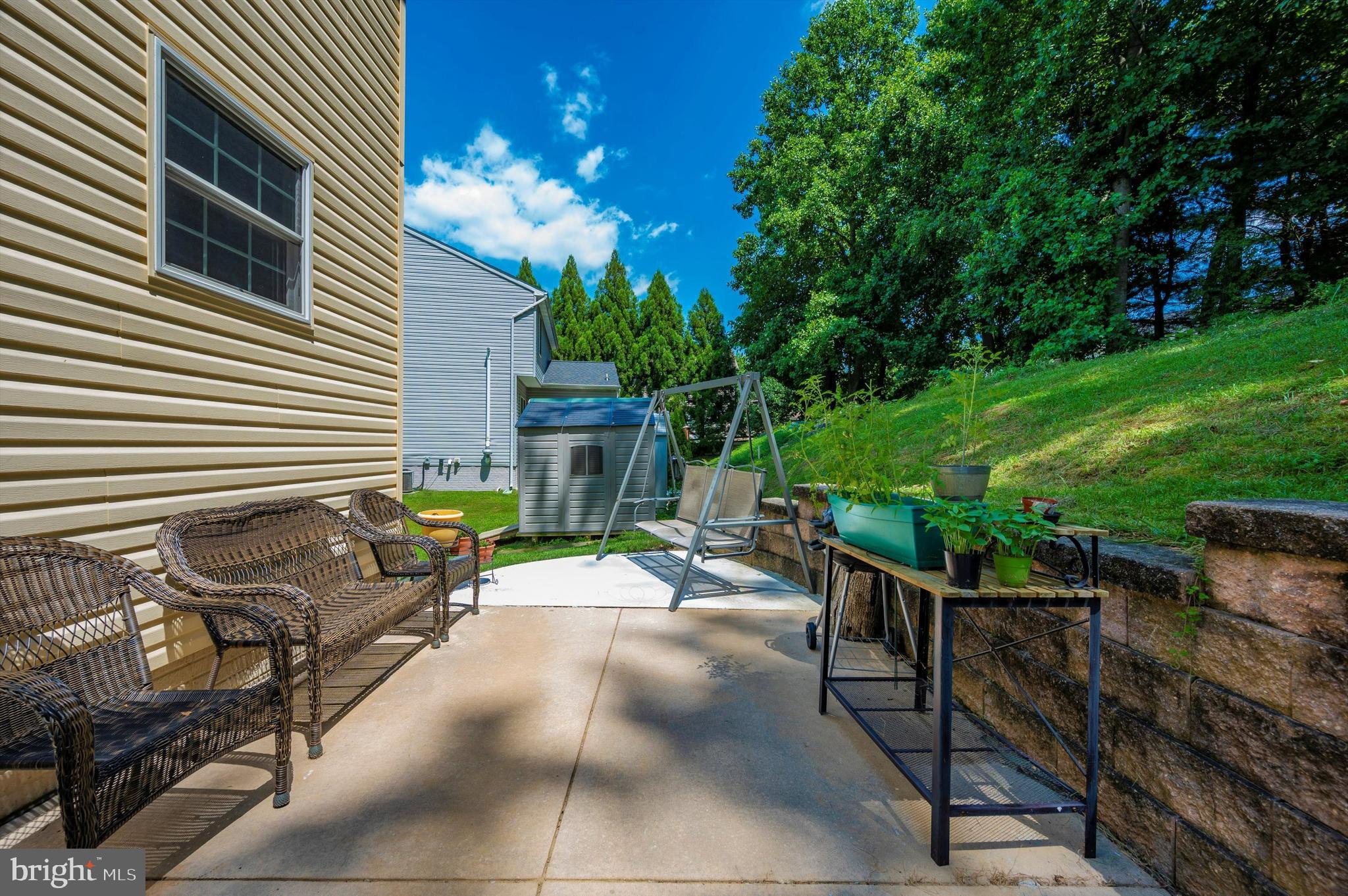 BROOK HILL MANOR - Residential