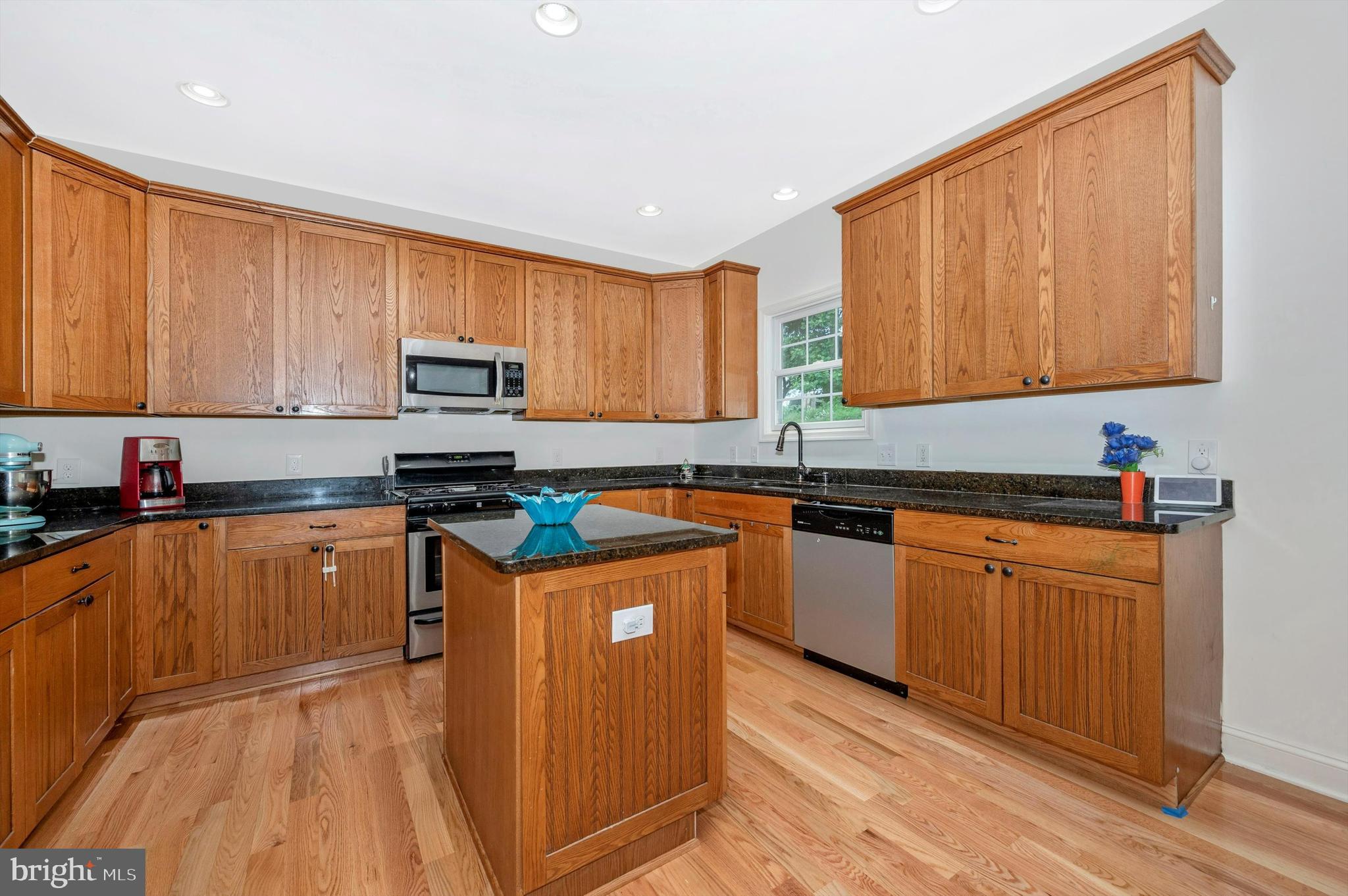 BROOK HILL MANOR - Residential