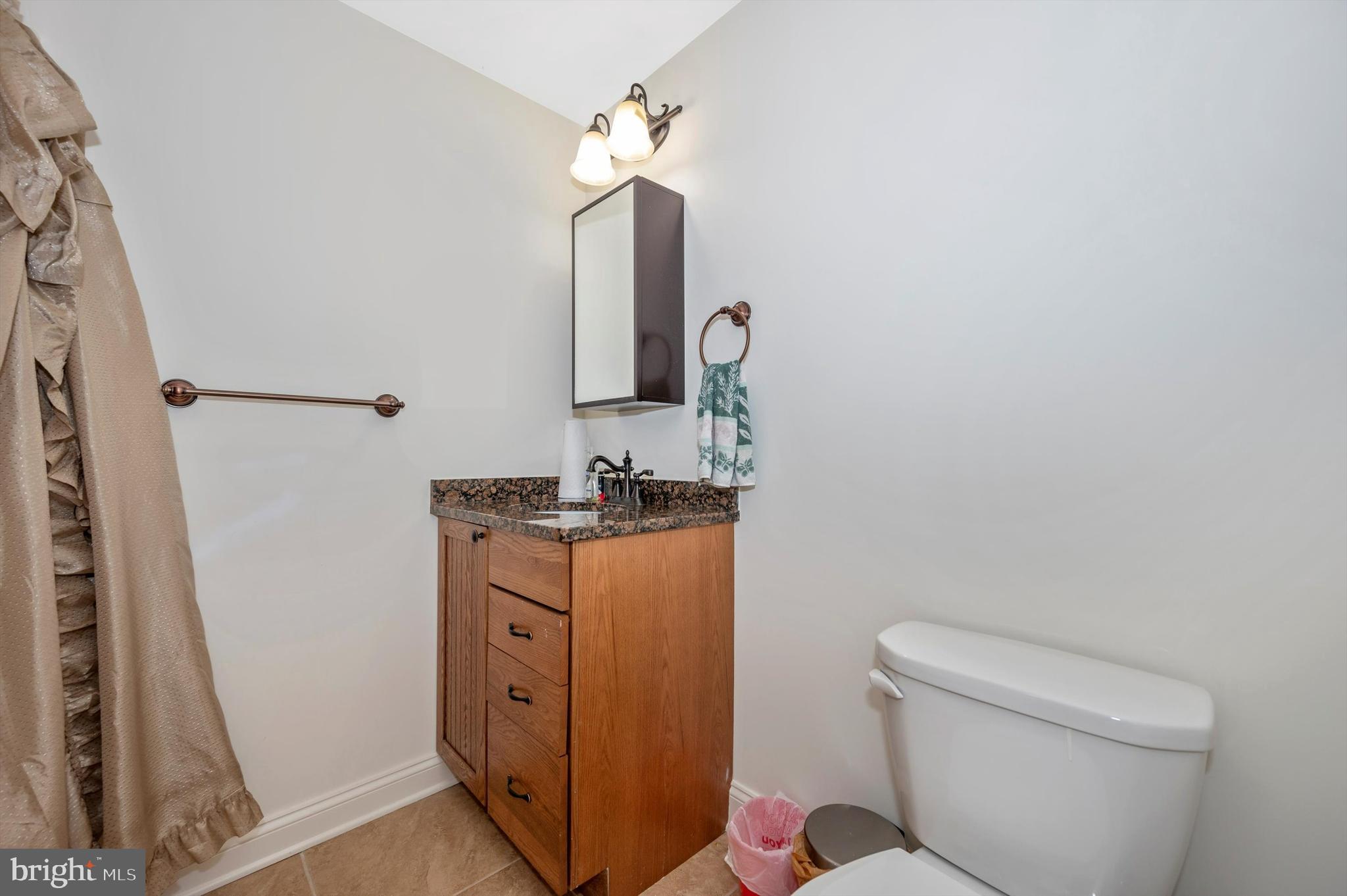 BROOK HILL MANOR - Residential