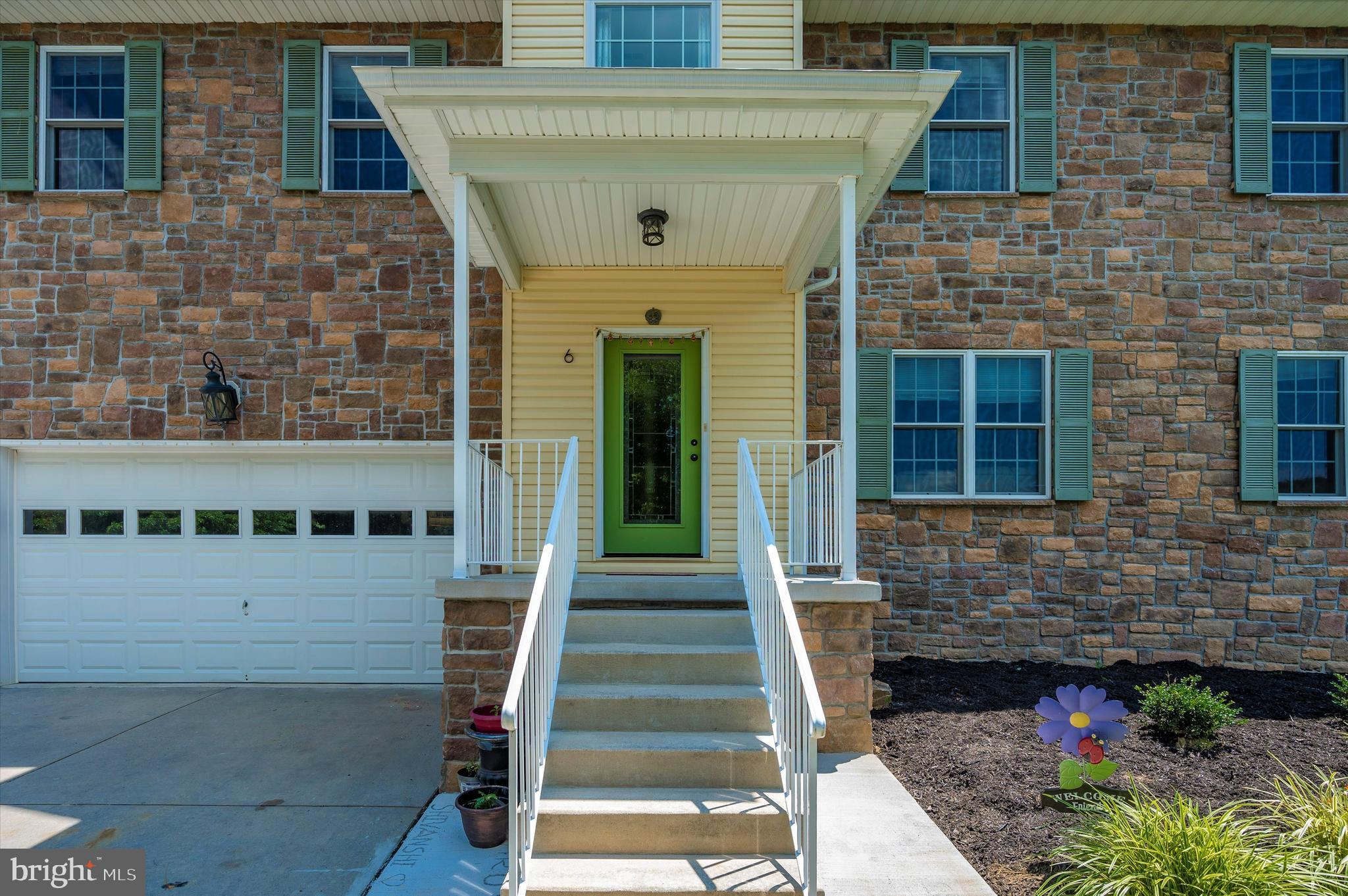 BROOK HILL MANOR - Residential