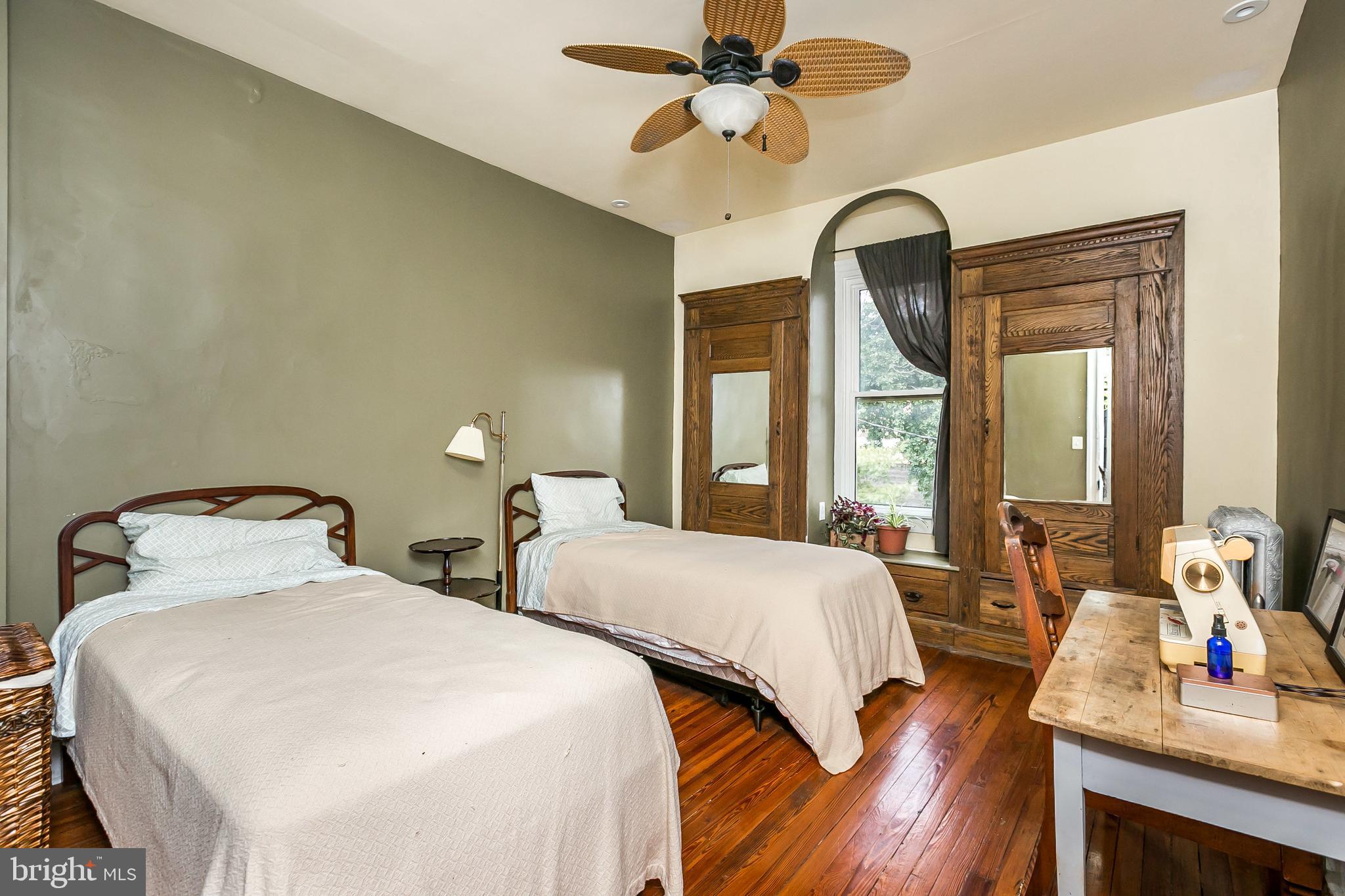 CHARLES VILLAGE - Residential