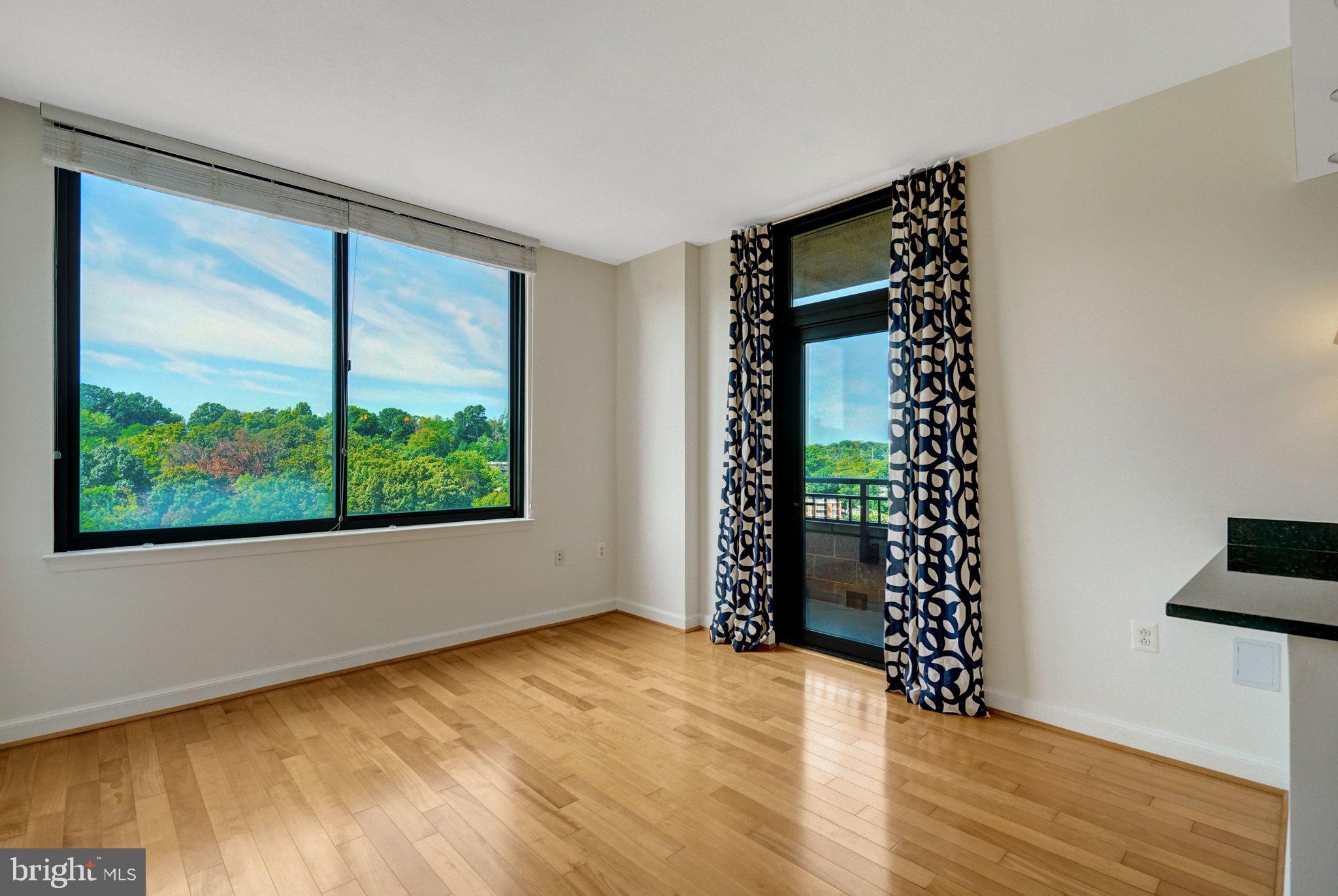 2451 MIDTOWN AVENUE 1319