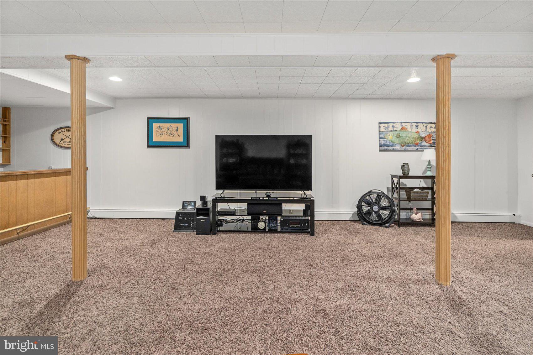 FOUNTAIN HILL - Residential