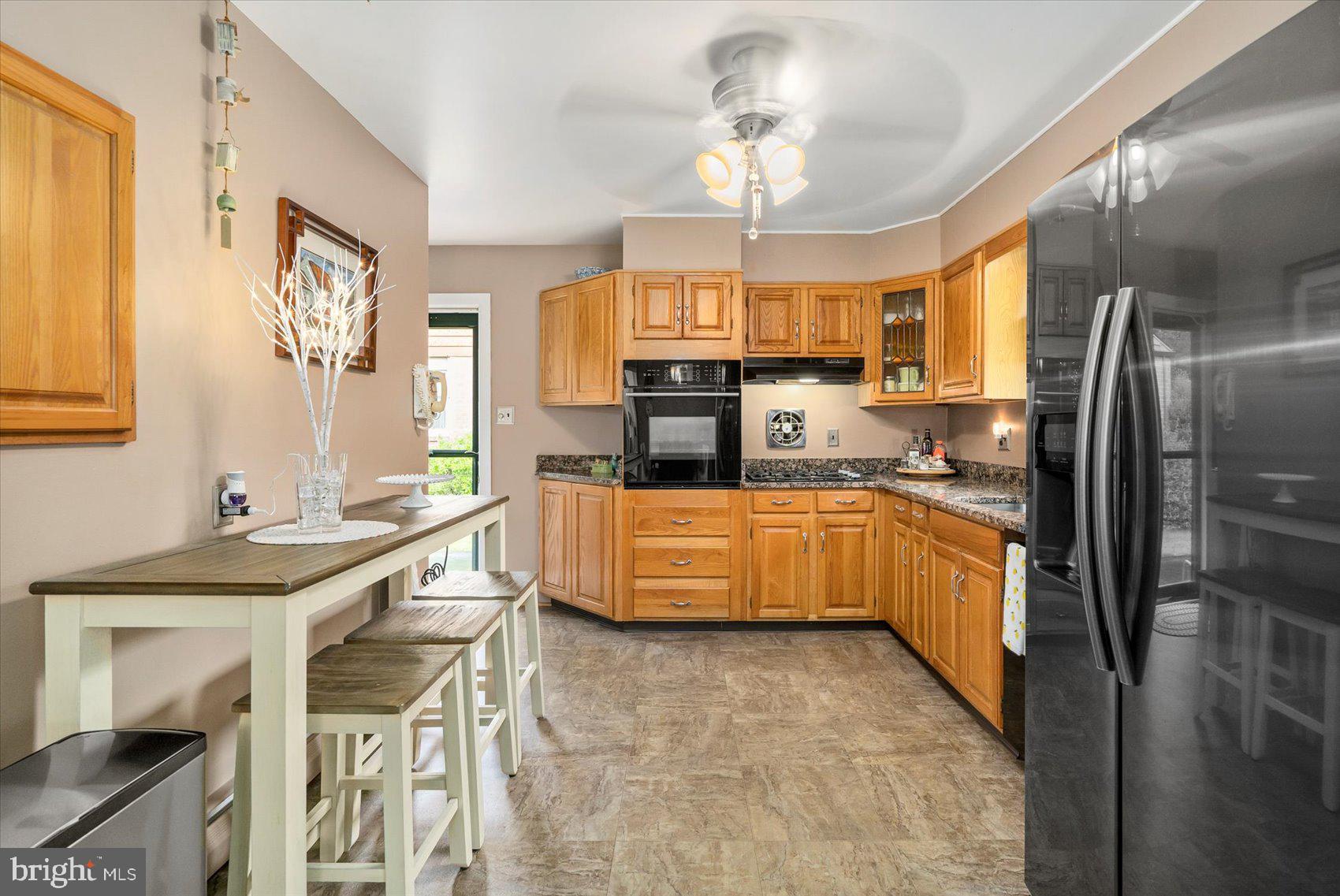 FOUNTAIN HILL - Residential