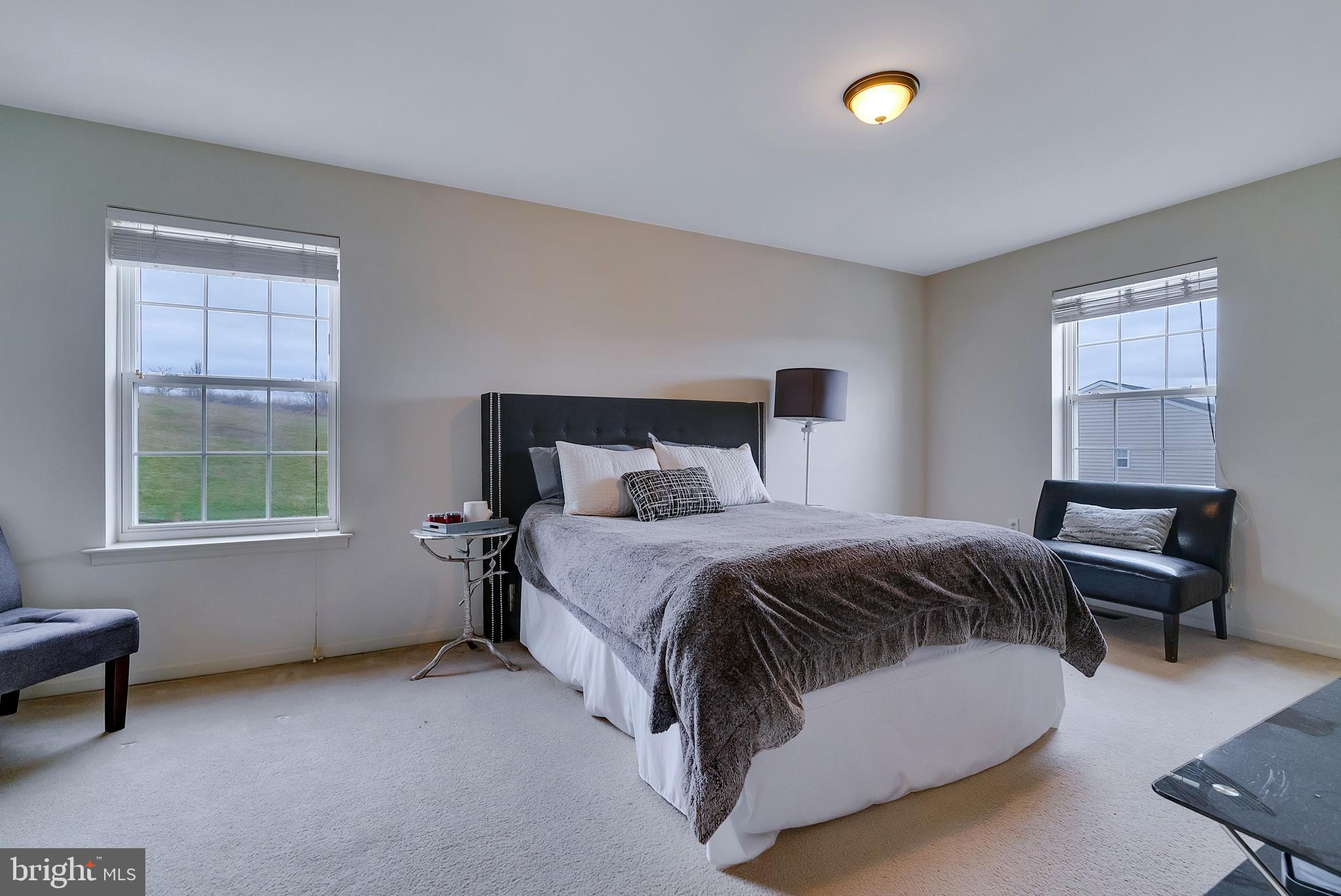 COURT AT THE LEDGES - Residential Lease