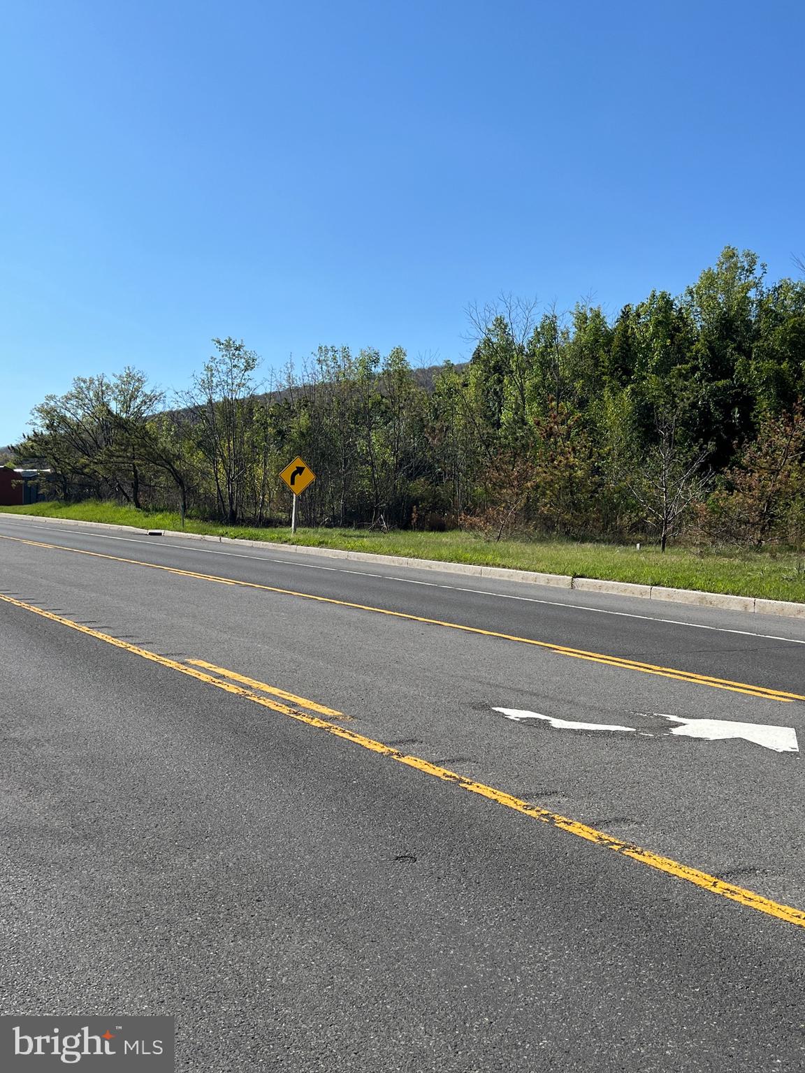 NATIONAL HWY (ROUTE 40) ROAD