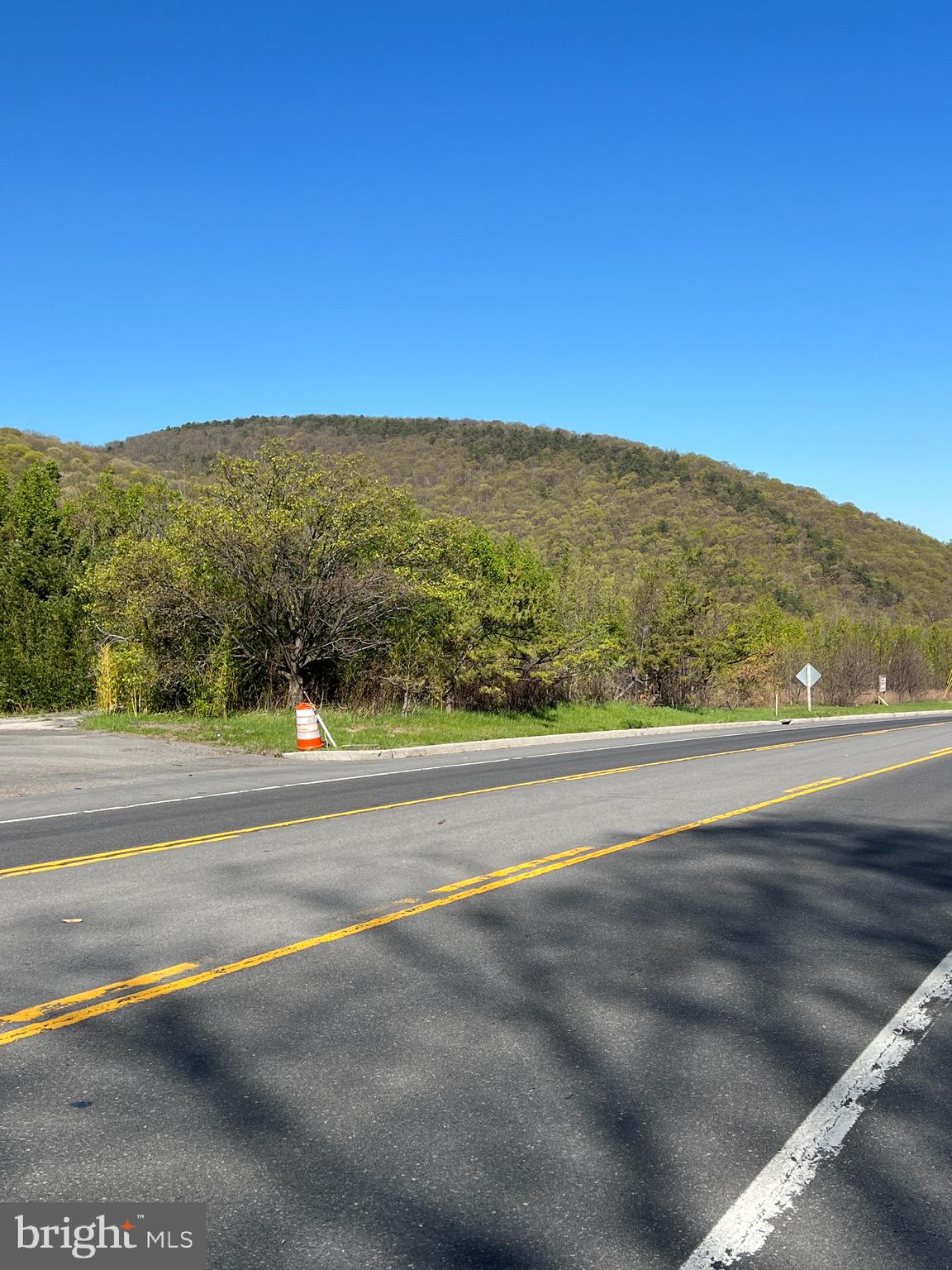 NATIONAL HWY (ROUTE 40) ROAD