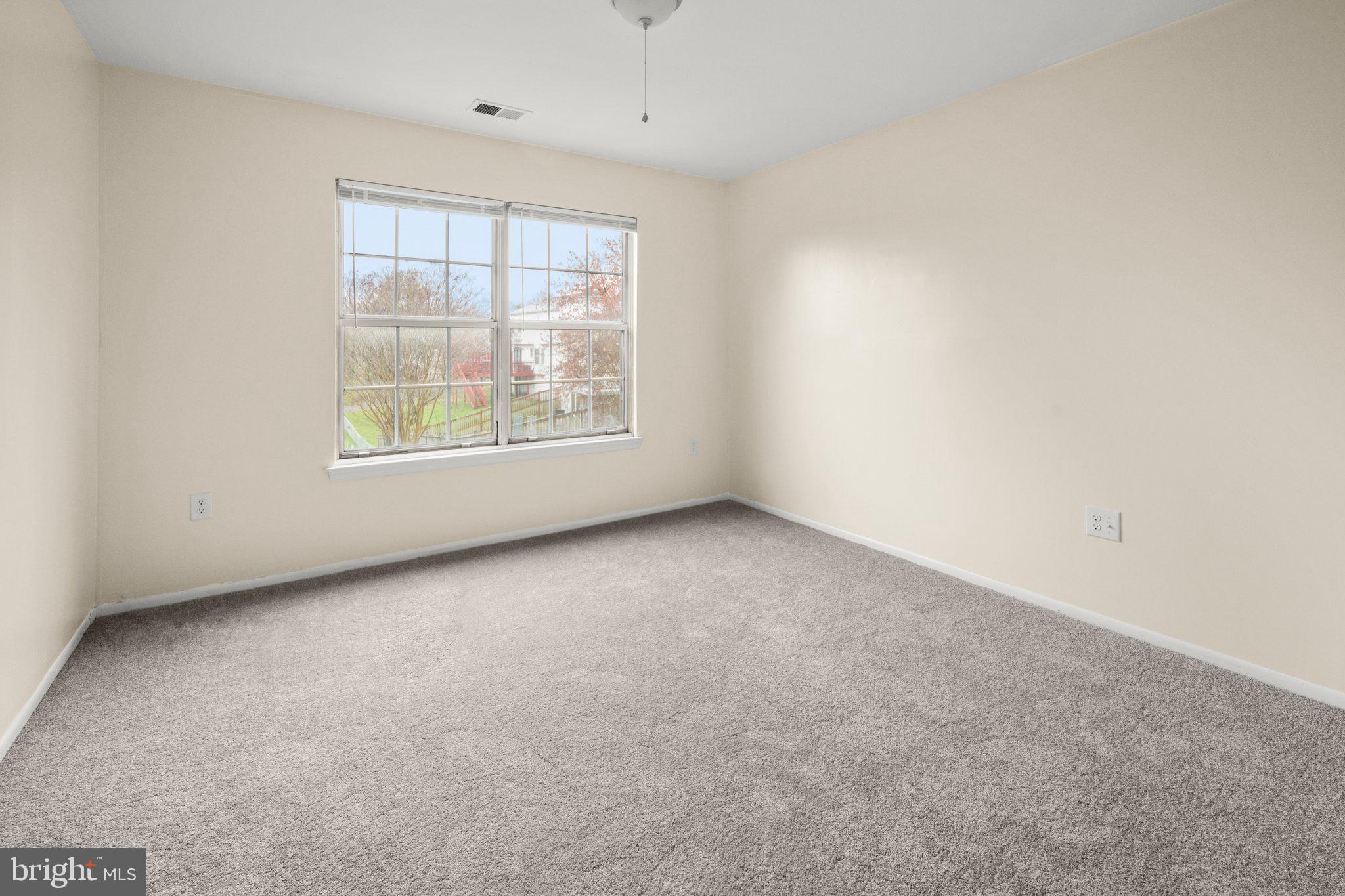 FINNS WALK - Residential Lease