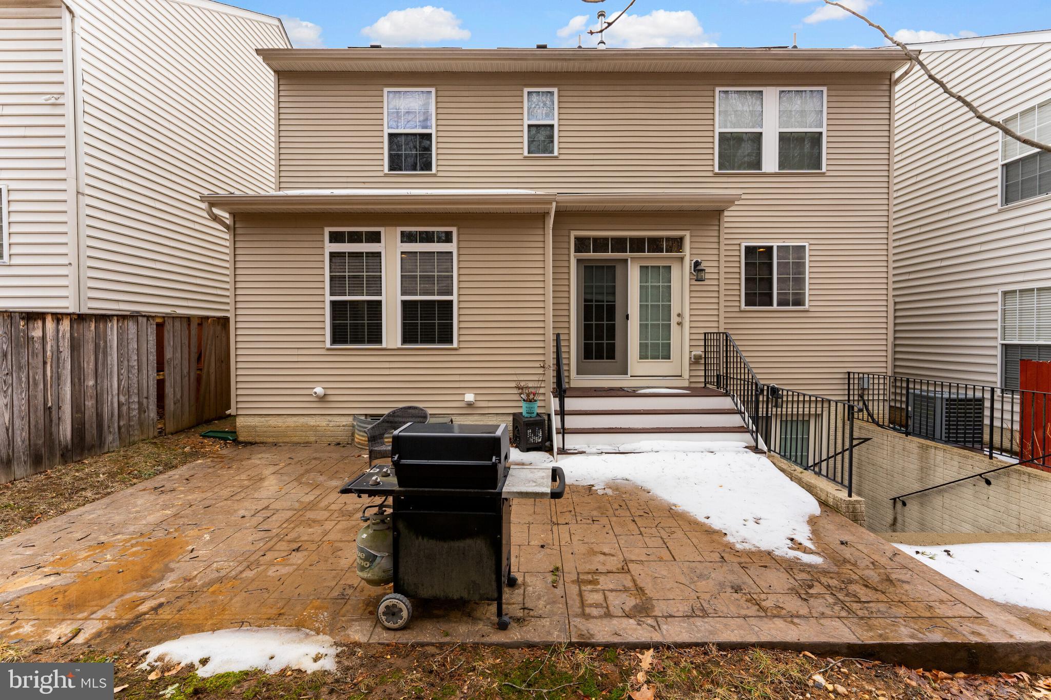 VAN BUREN VILLAGE - Residential