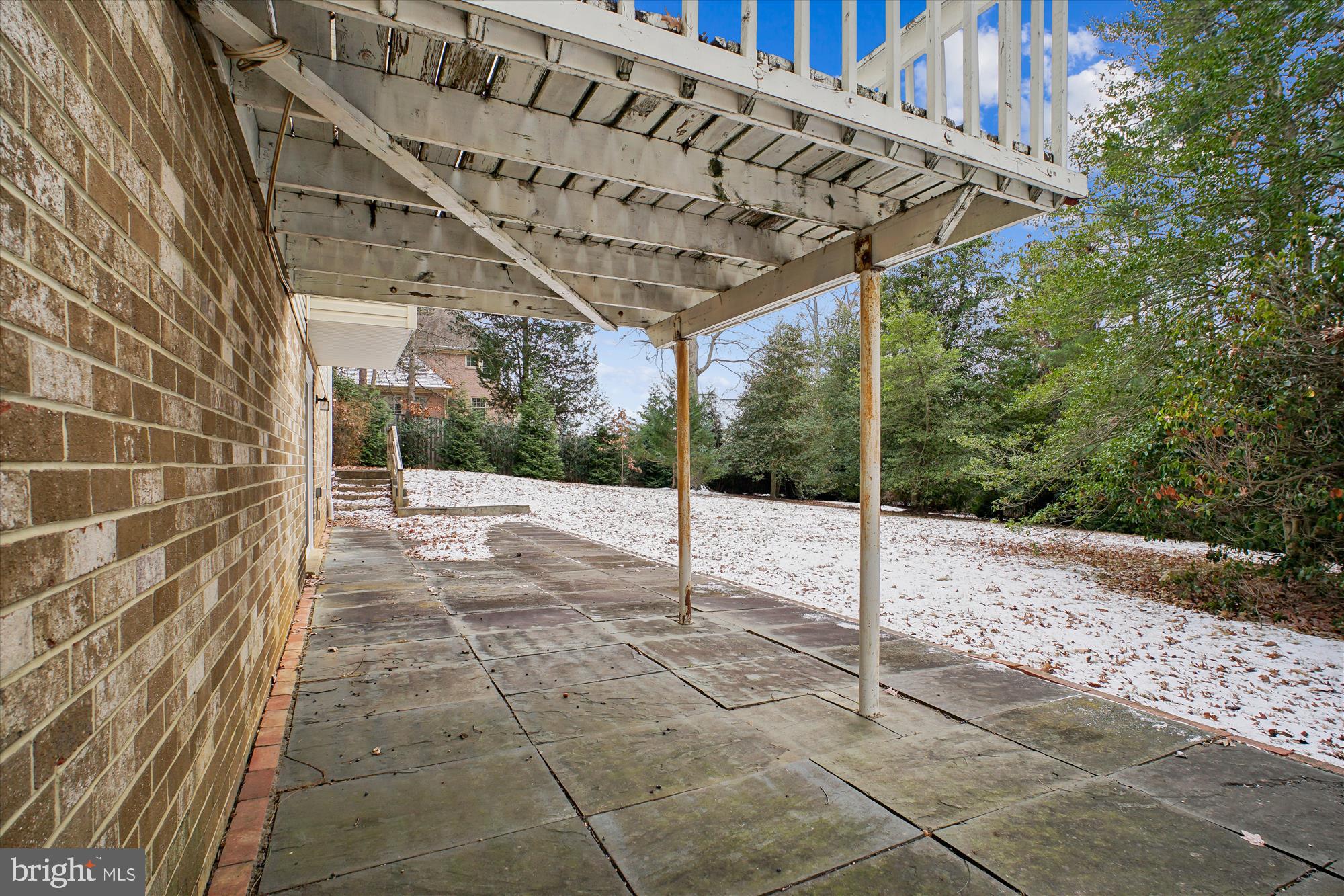 WOLF TRAP WOODS - Residential