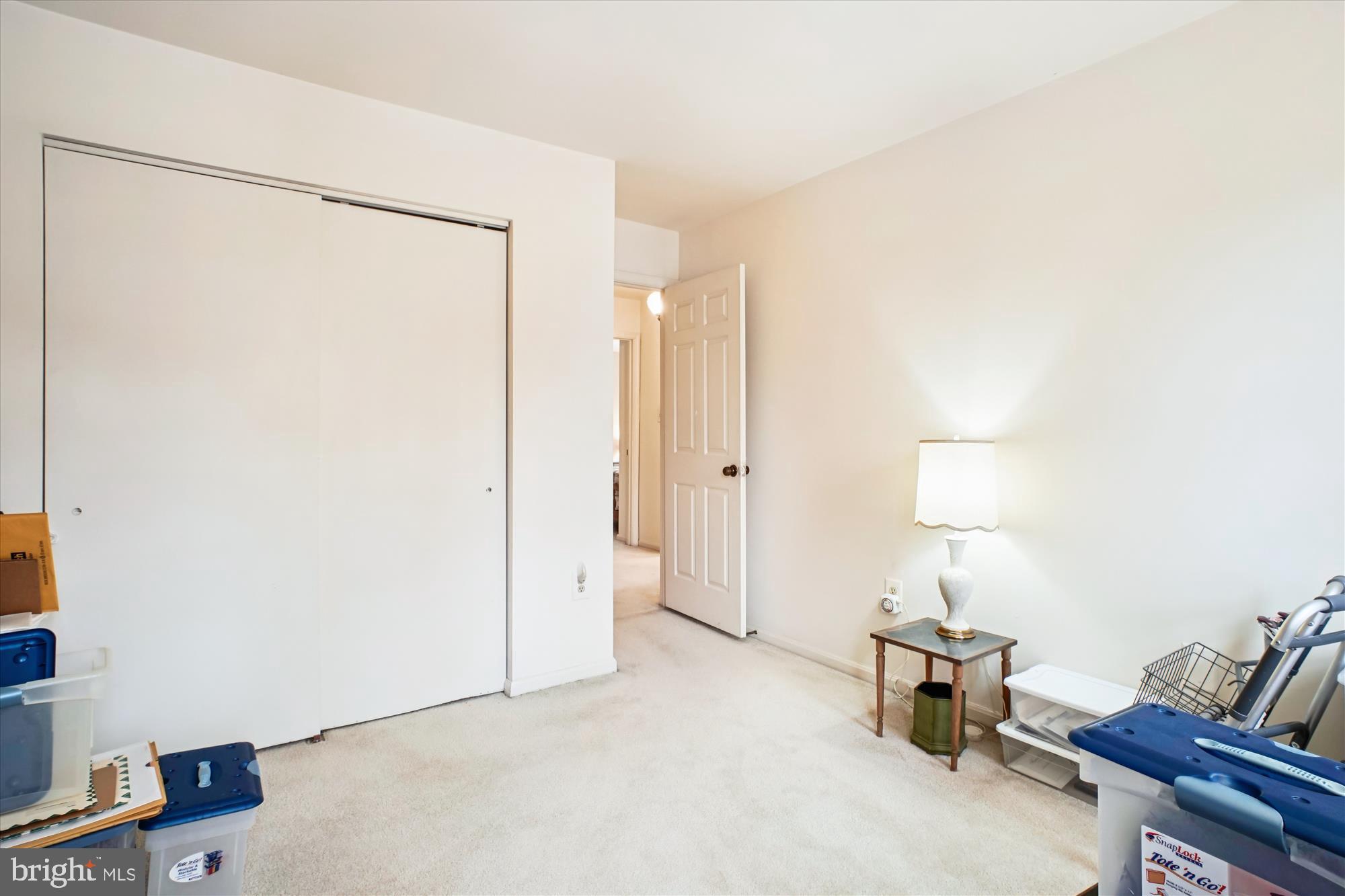 WOLF TRAP WOODS - Residential