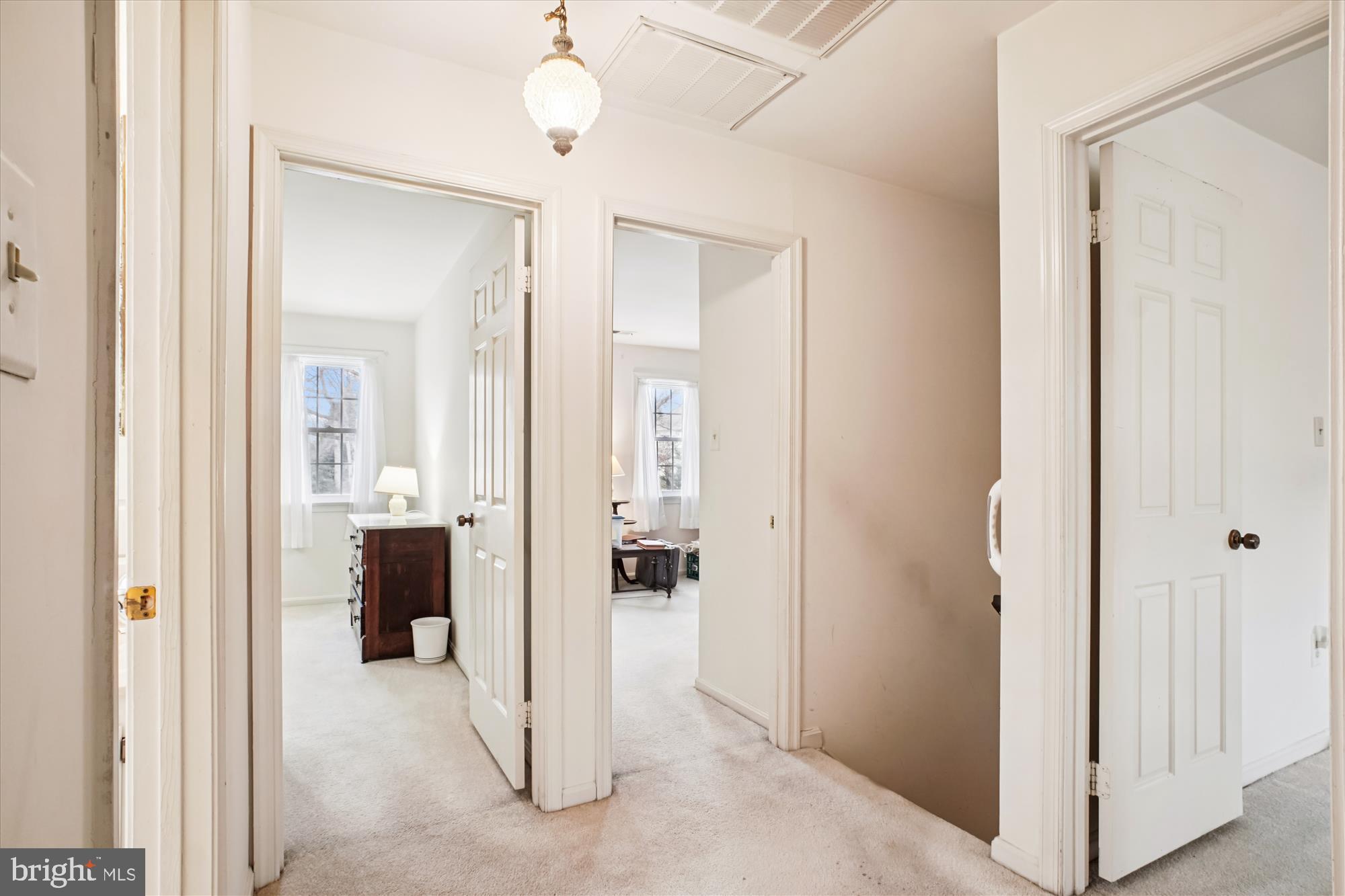 WOLF TRAP WOODS - Residential