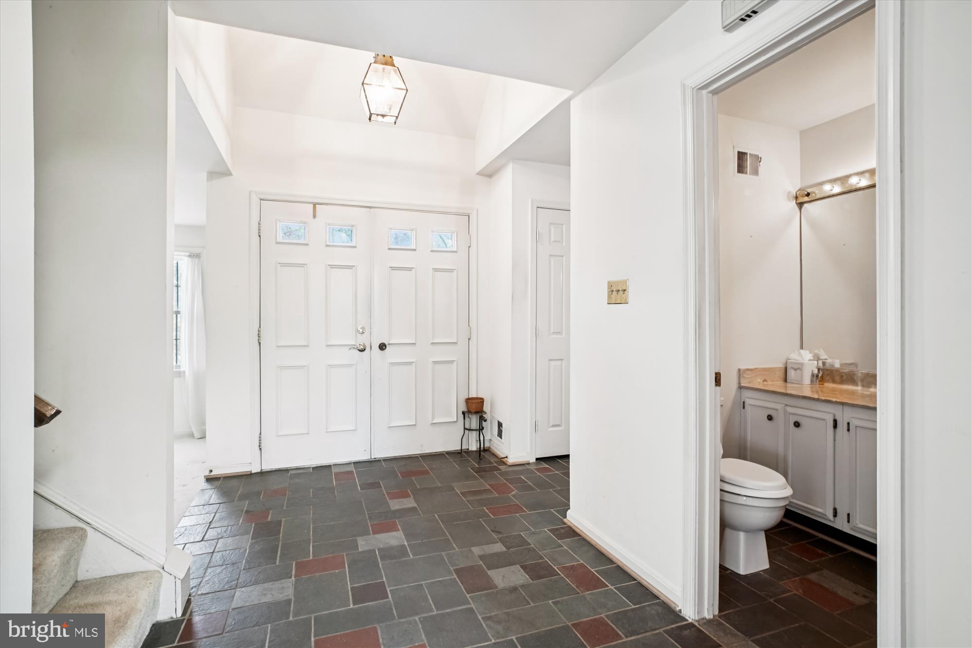 WOLF TRAP WOODS - Residential