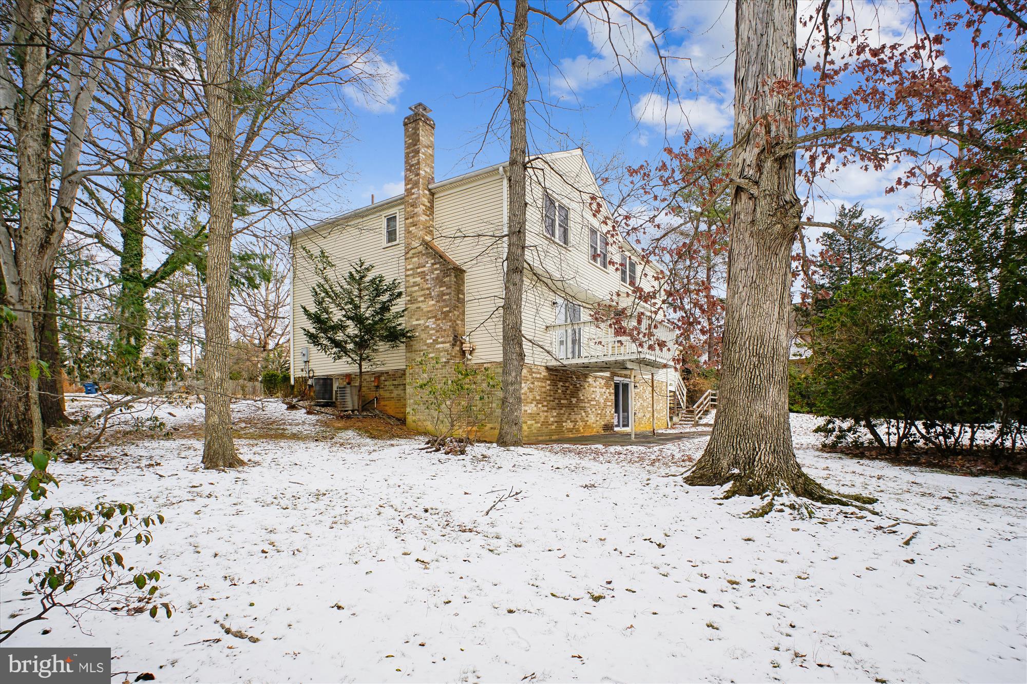 WOLF TRAP WOODS - Residential