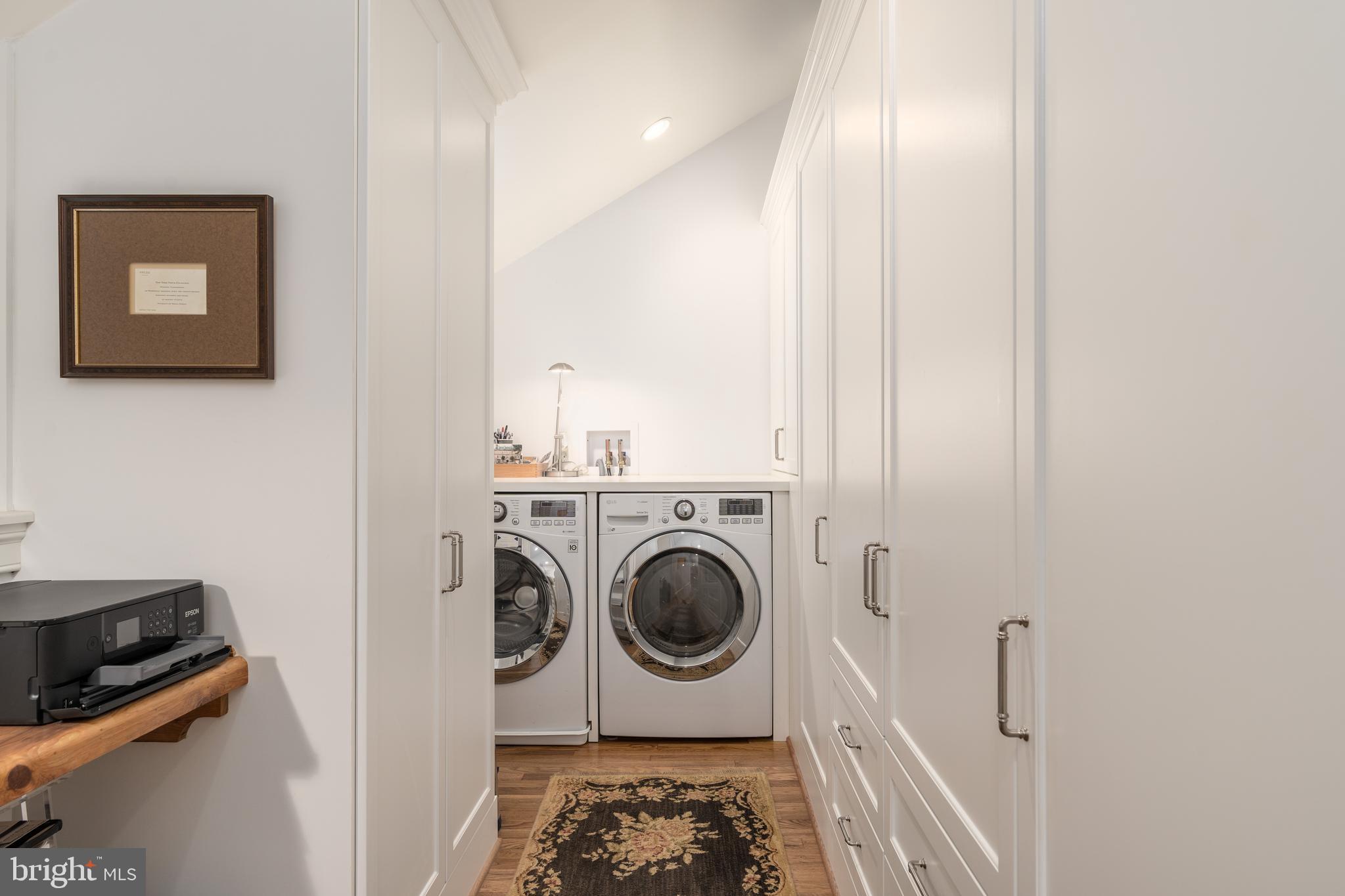 OLD TOWN ALEXANDRIA - Residential