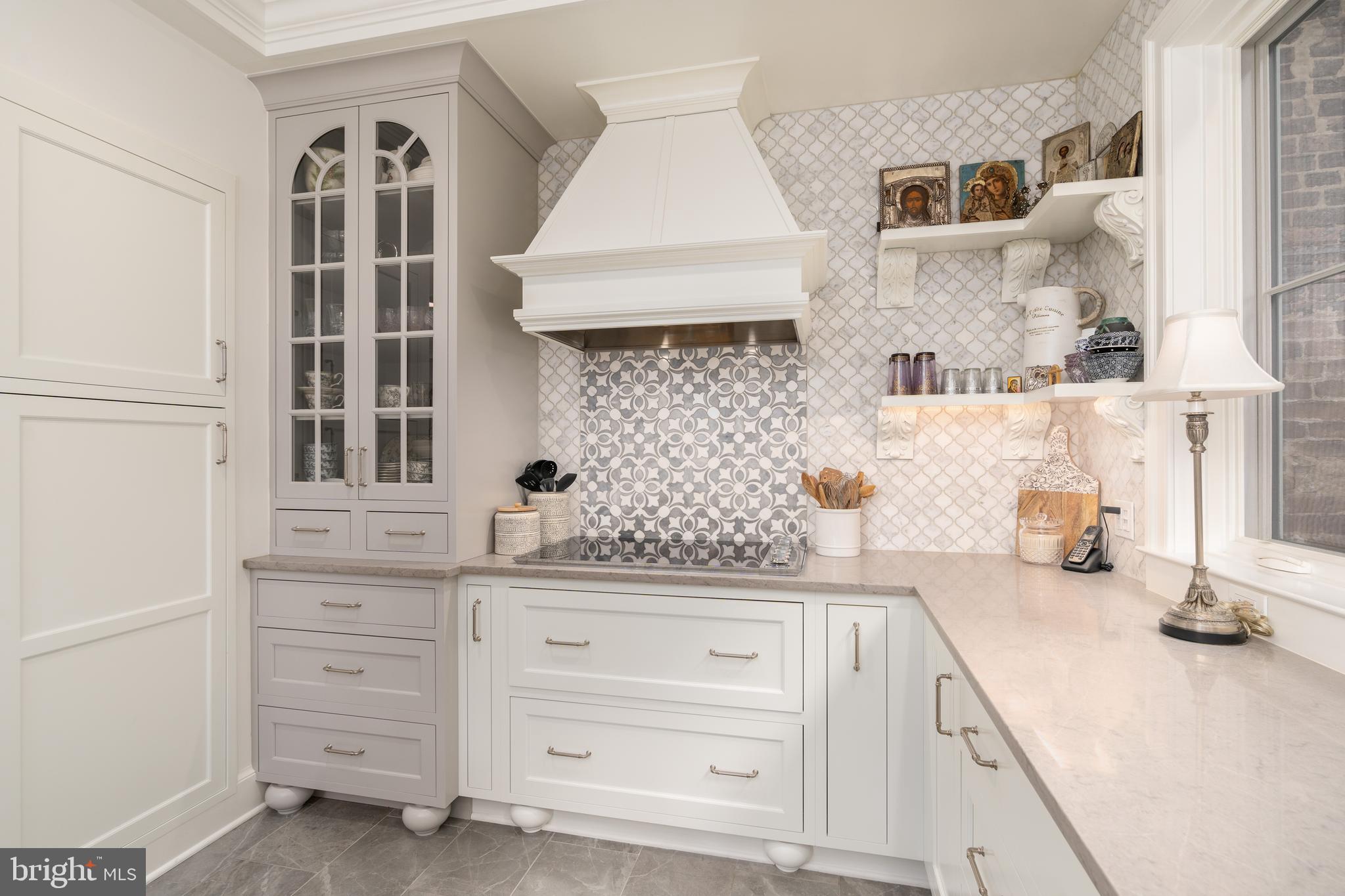 OLD TOWN ALEXANDRIA - Residential