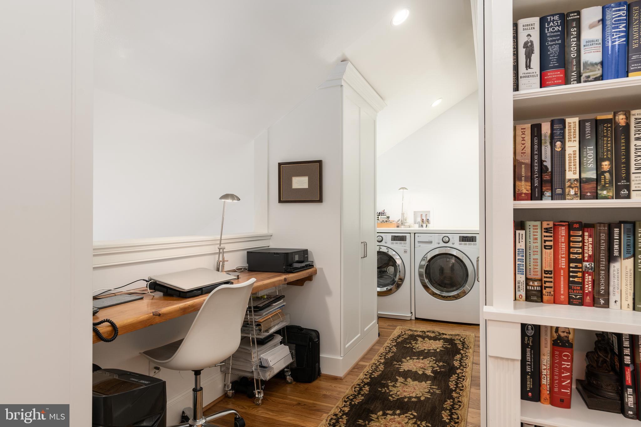 OLD TOWN ALEXANDRIA - Residential