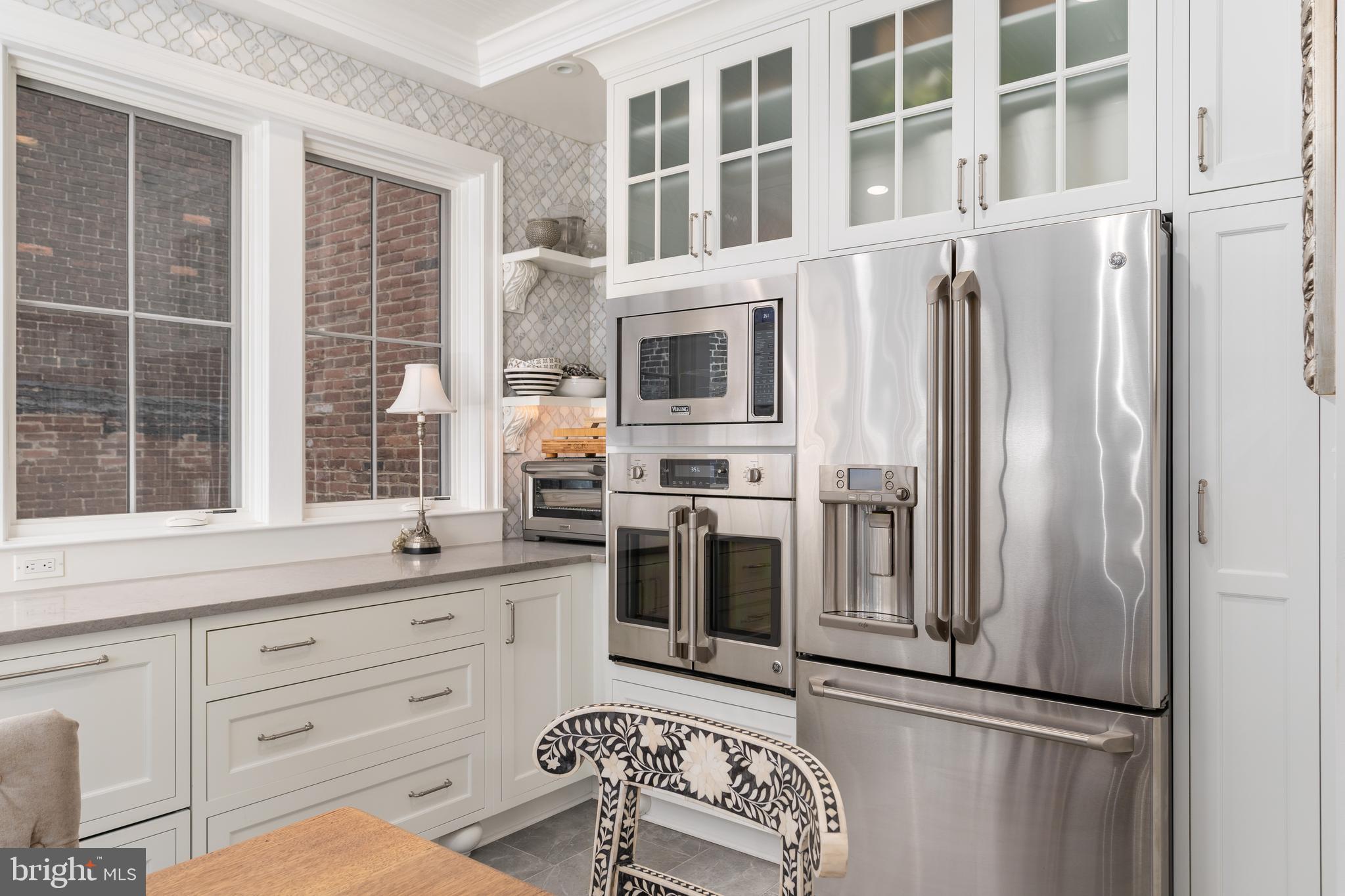 OLD TOWN ALEXANDRIA - Residential