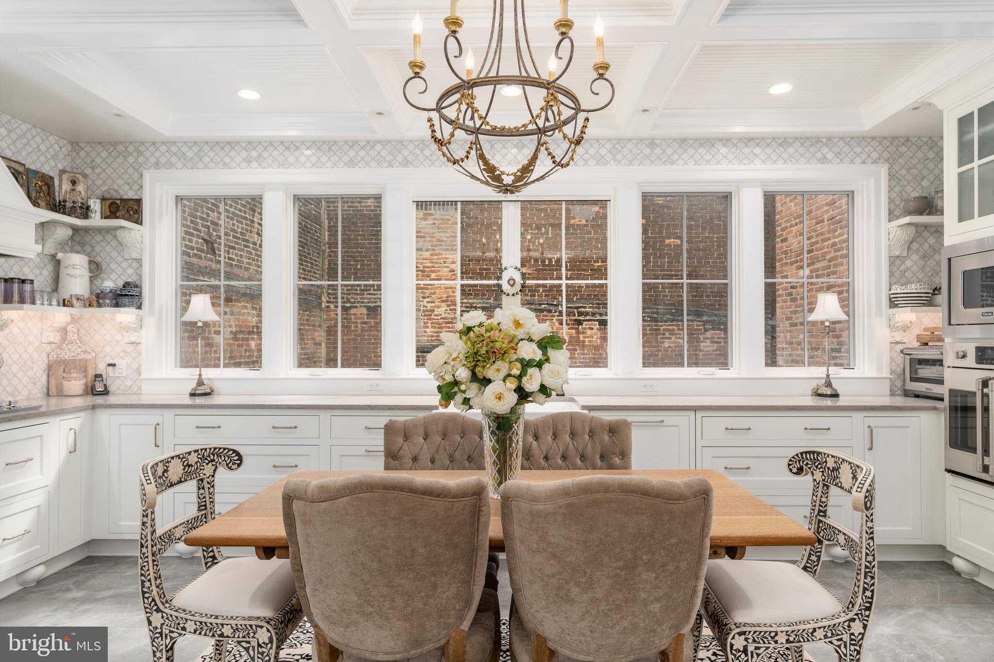 OLD TOWN ALEXANDRIA - Residential