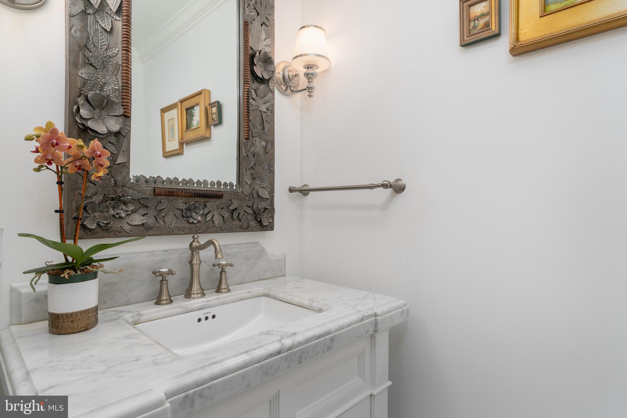 OLD TOWN ALEXANDRIA - Residential