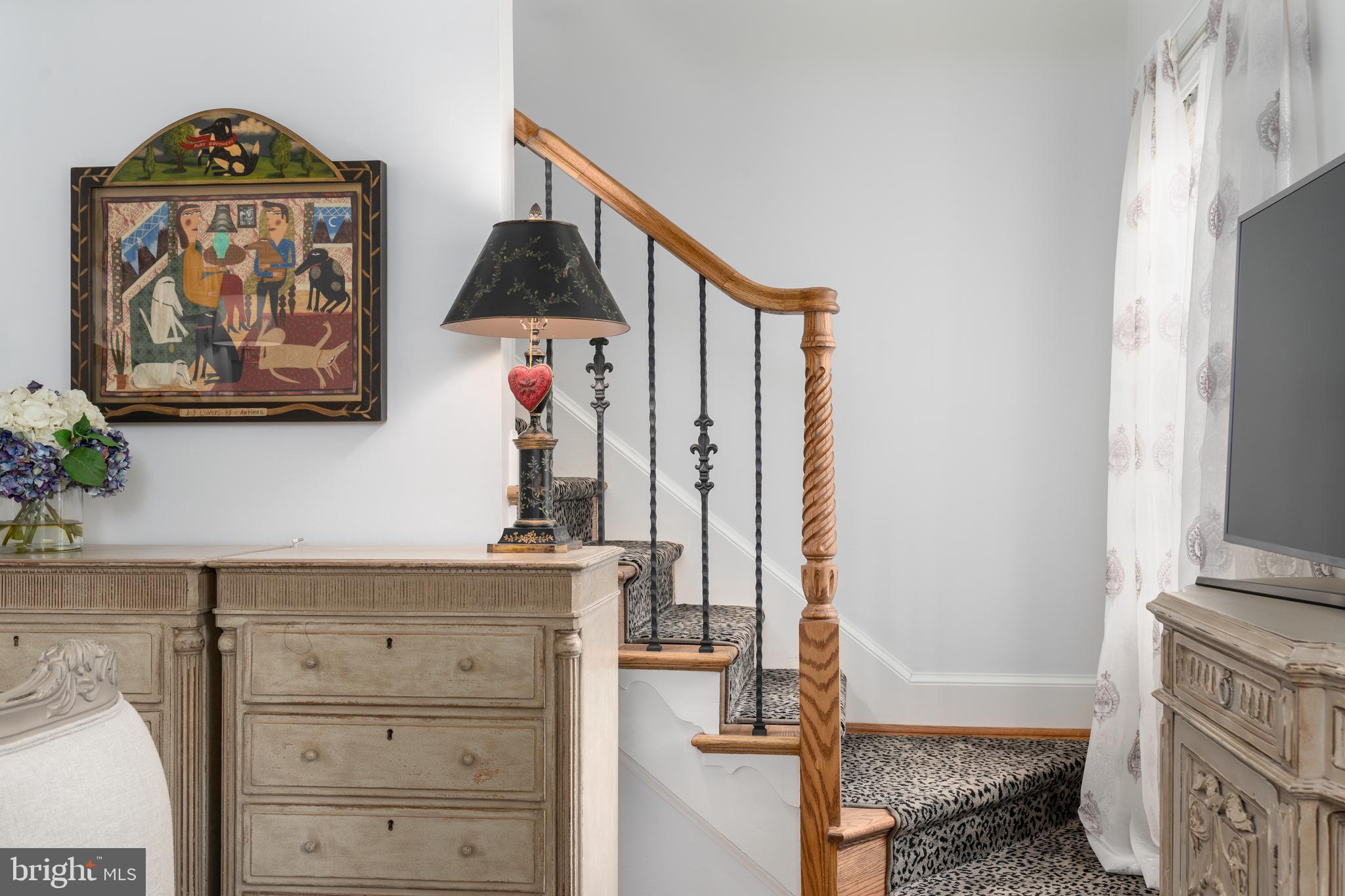 OLD TOWN ALEXANDRIA - Residential