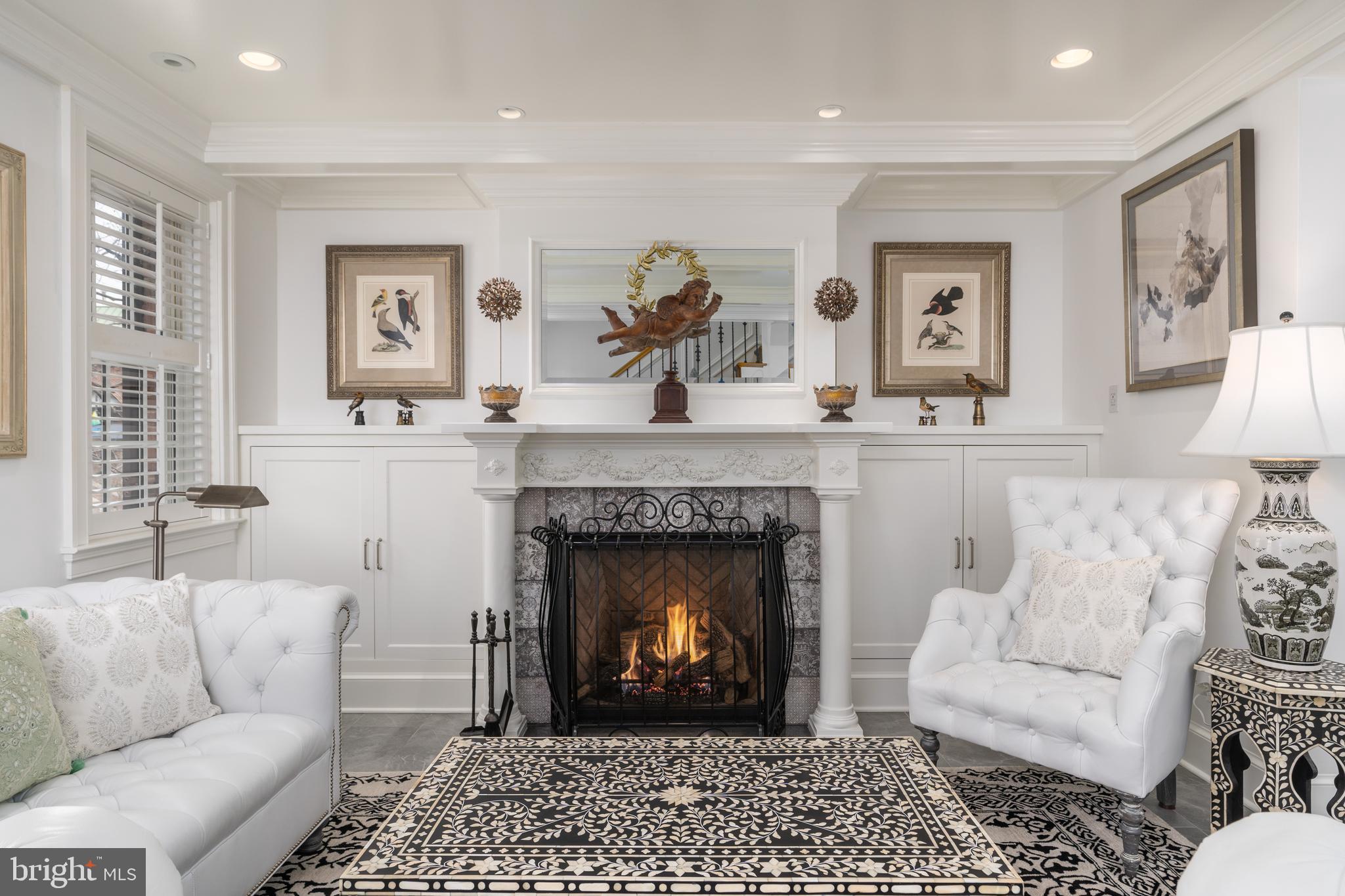 OLD TOWN ALEXANDRIA - Residential