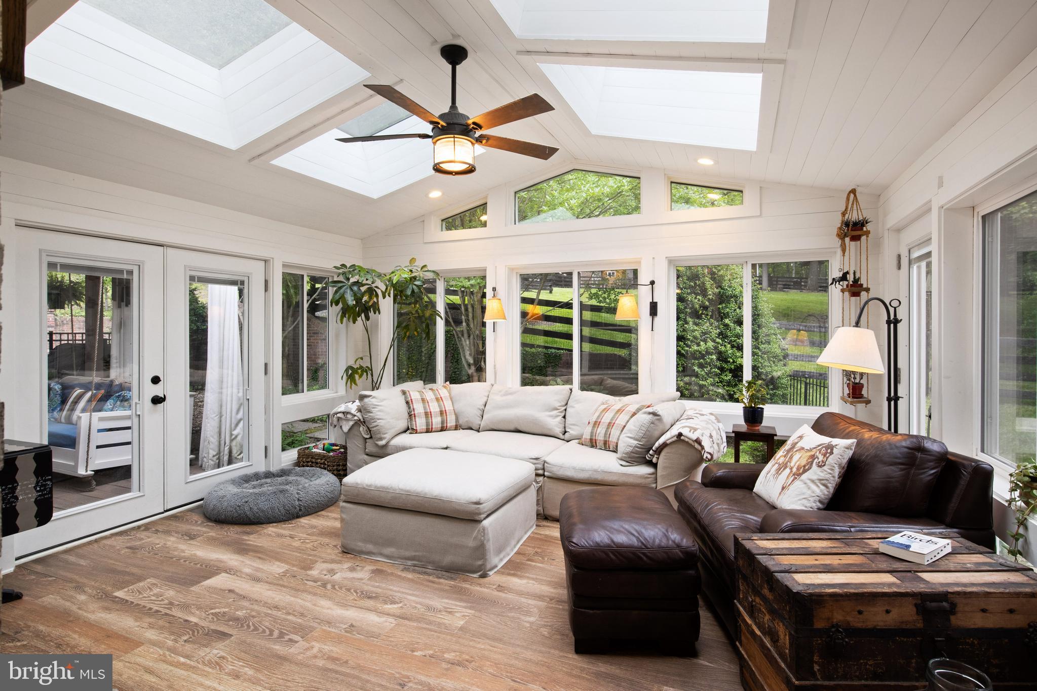 LAKEWOOD ESTATES - Residential