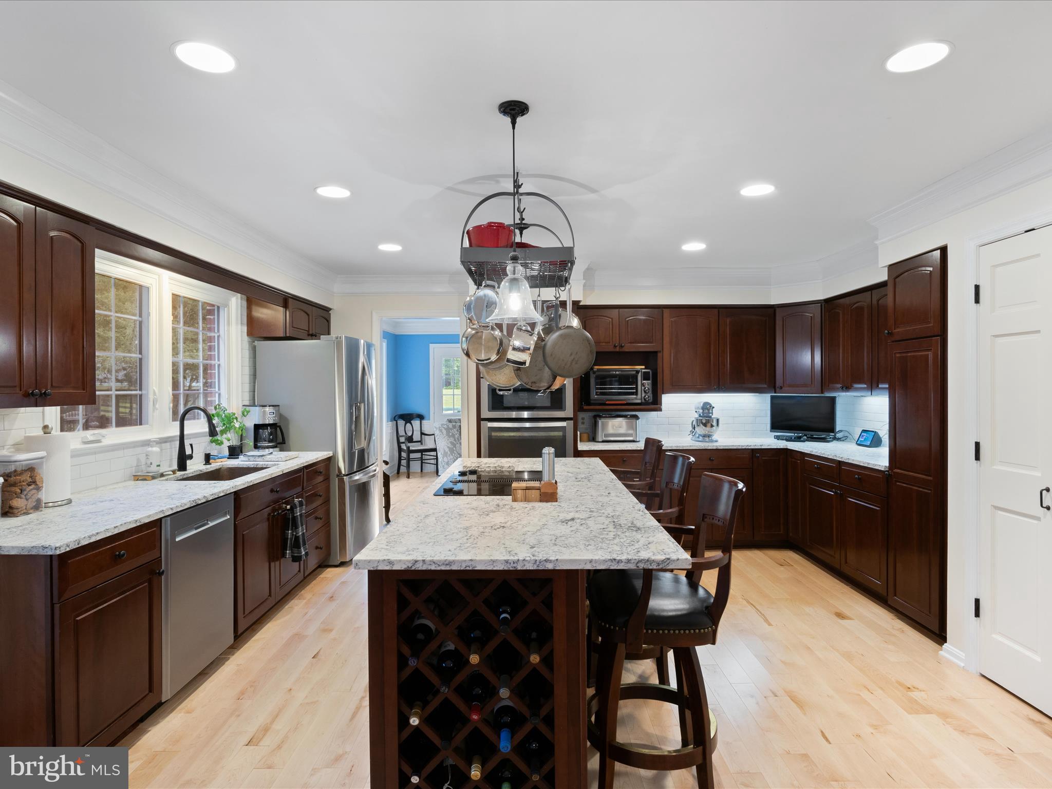 LAKEWOOD ESTATES - Residential