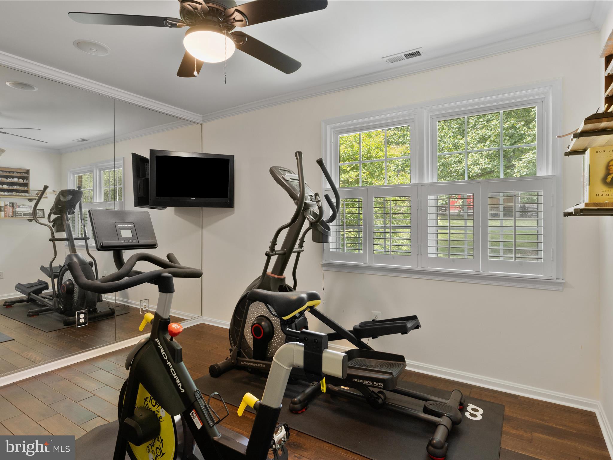 LAKEWOOD ESTATES - Residential