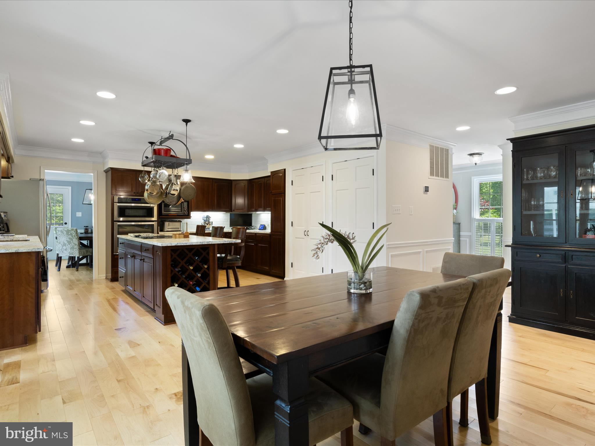 LAKEWOOD ESTATES - Residential