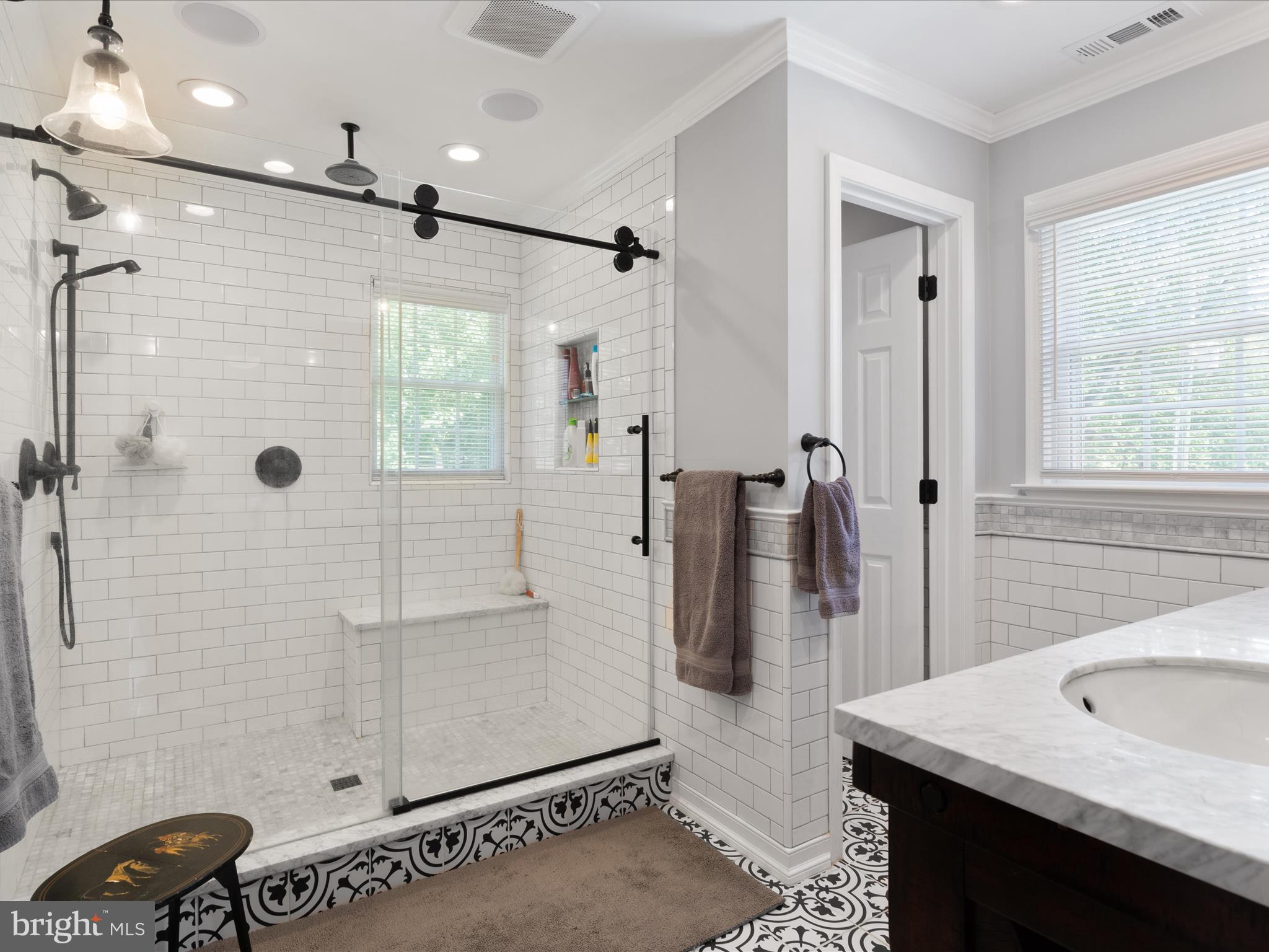 LAKEWOOD ESTATES - Residential