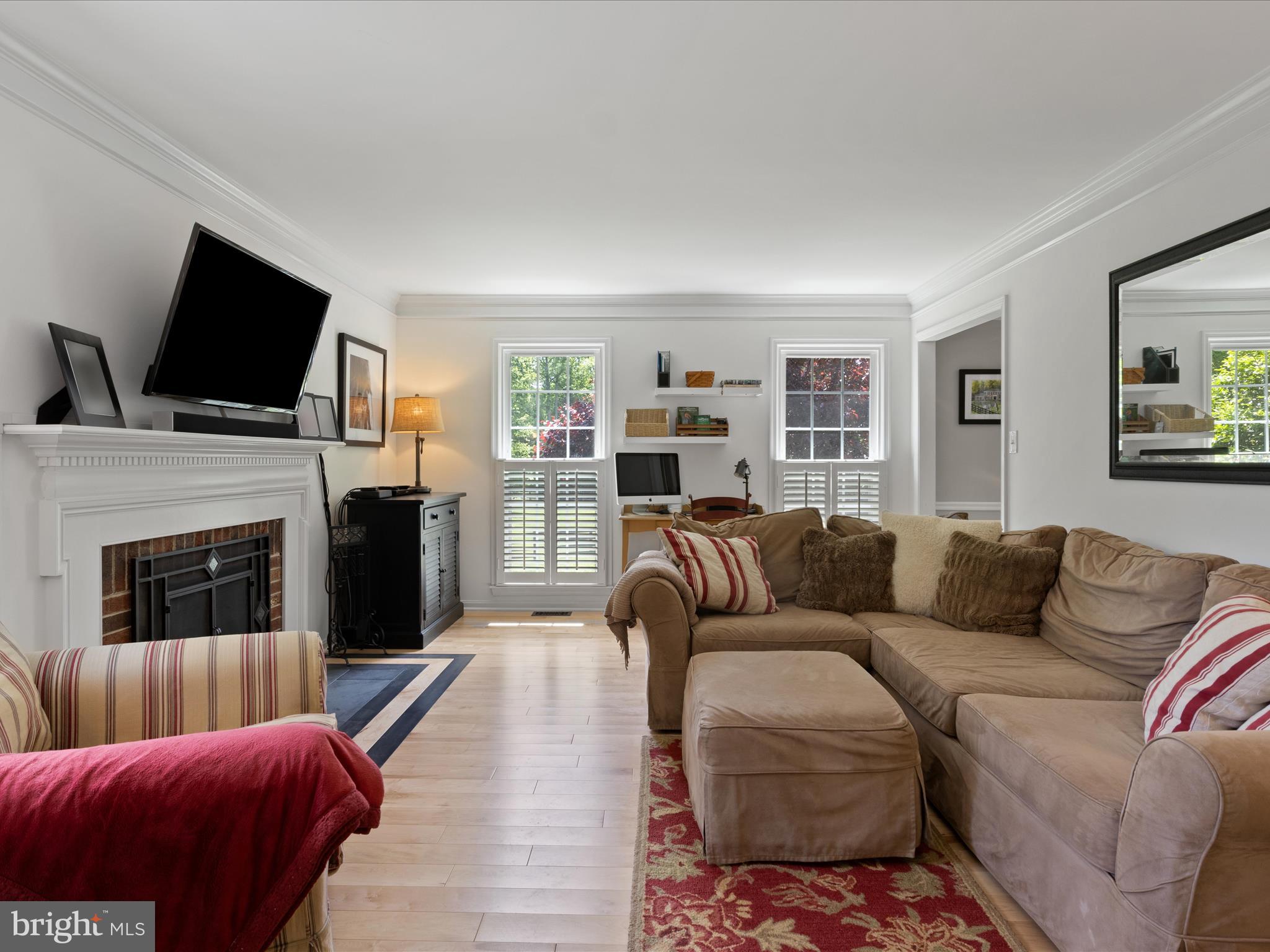 LAKEWOOD ESTATES - Residential