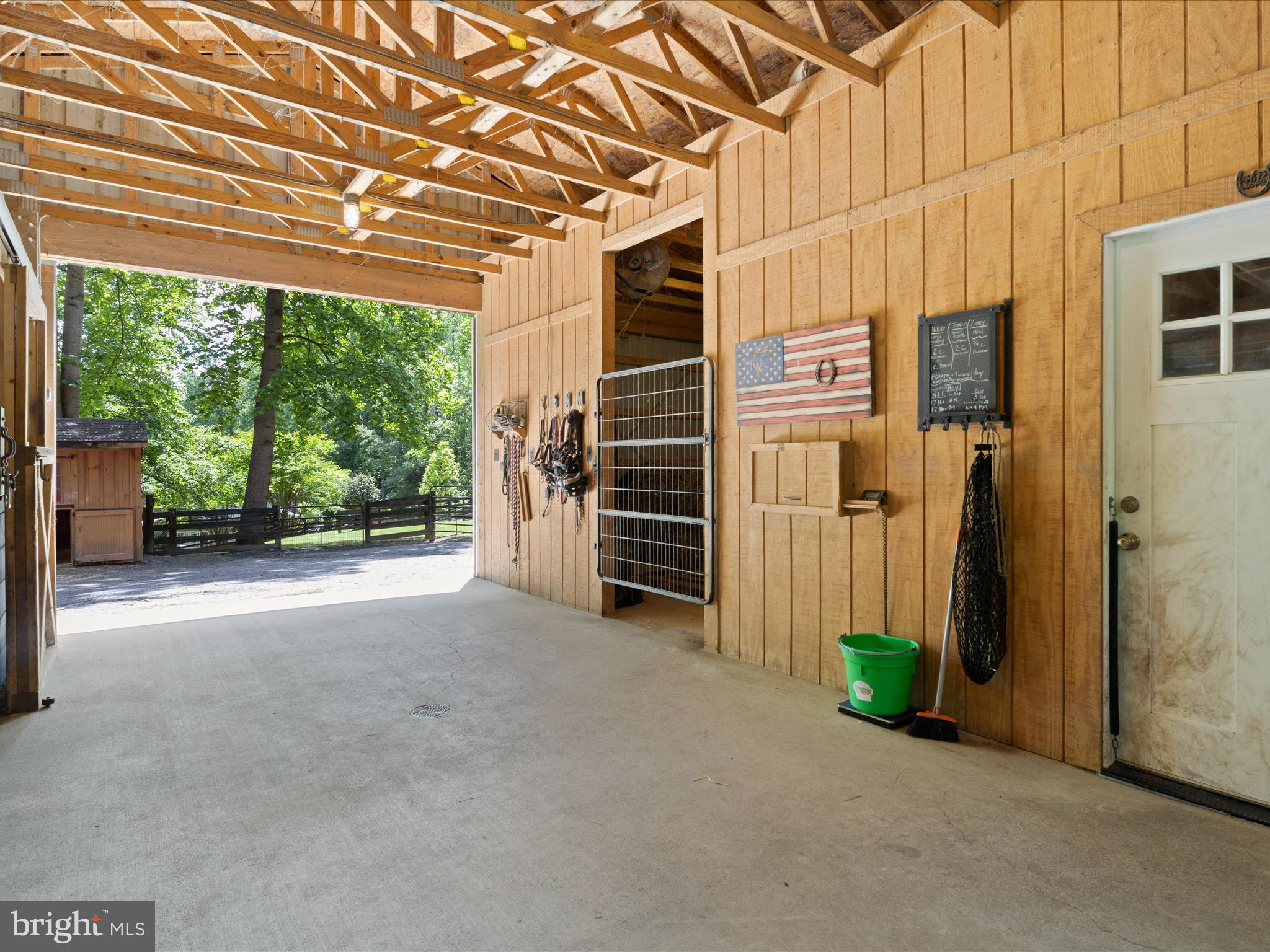 LAKEWOOD ESTATES - Residential